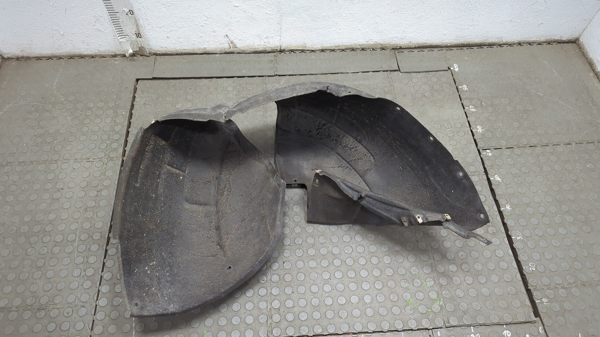 Локер передний правый