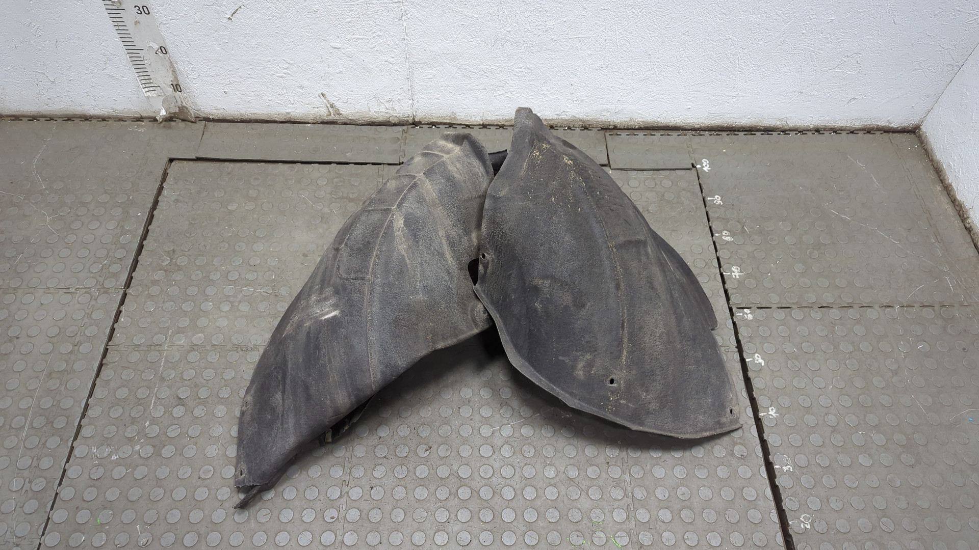 Локер передний правый