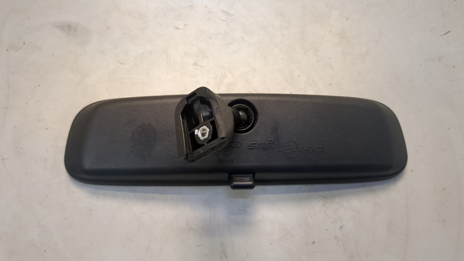 Зеркало заднего вида