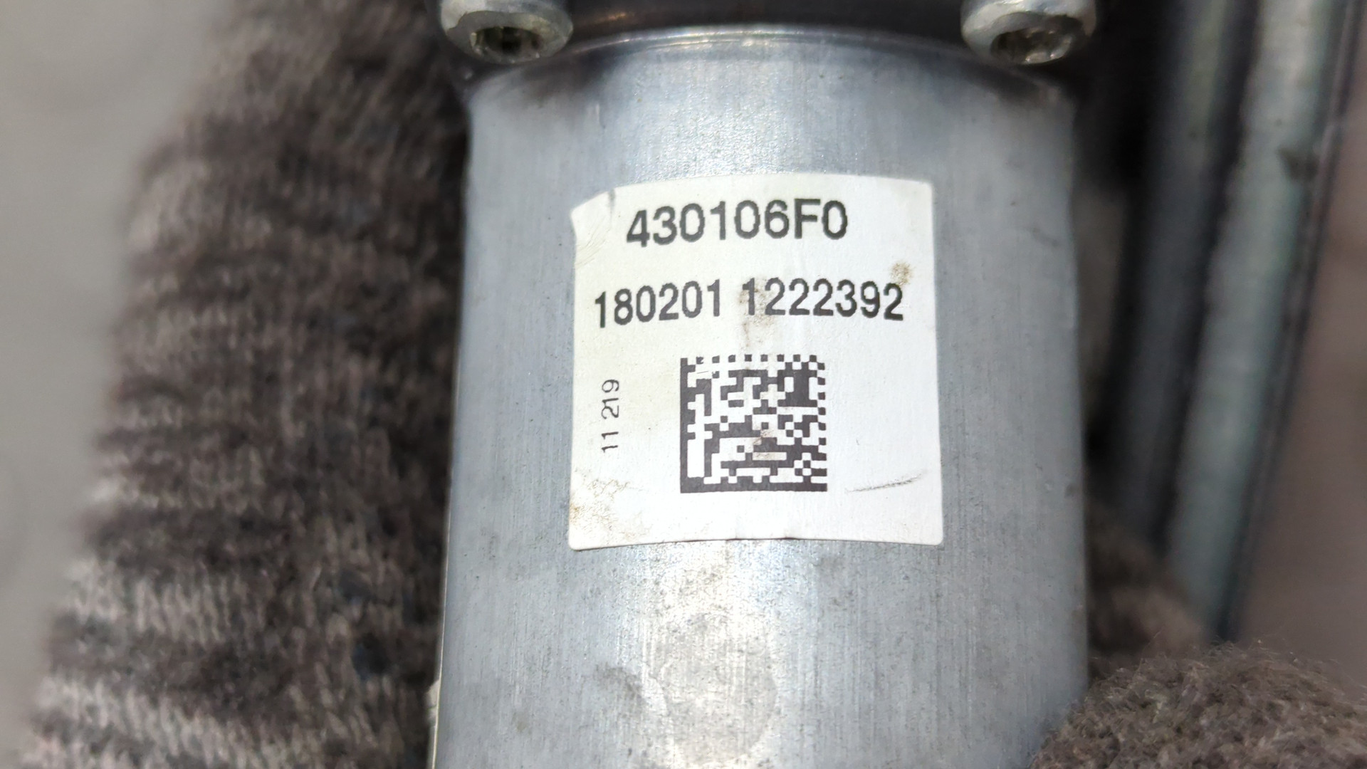 Стеклоподъемник электр. задний левый