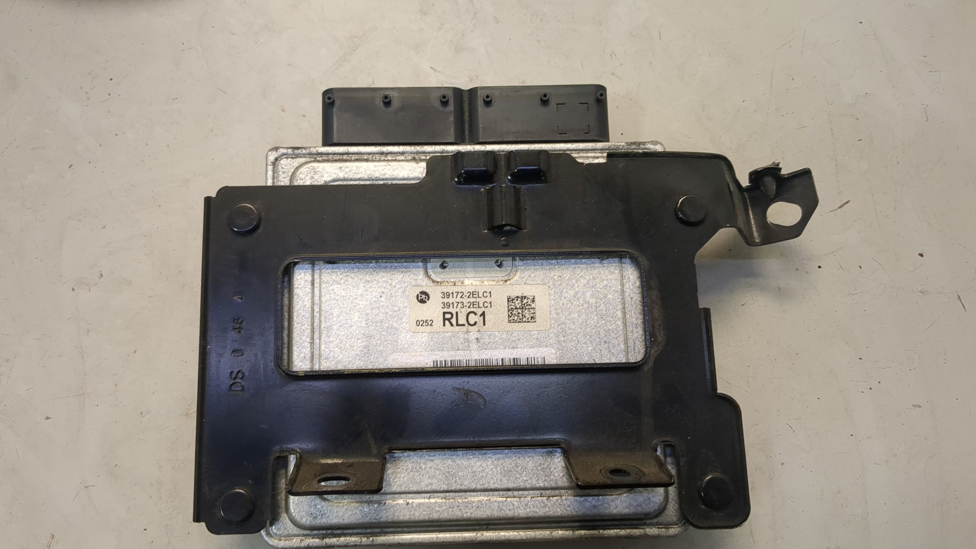 Блок управления двигателем