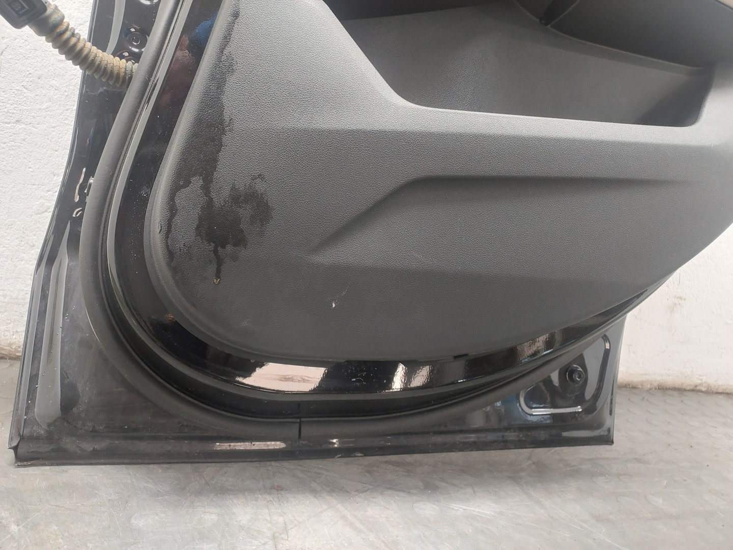 Дверь задняя правая