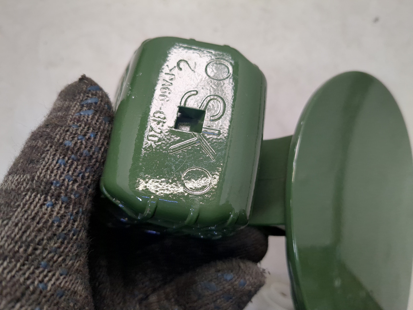 Лючок бензобака