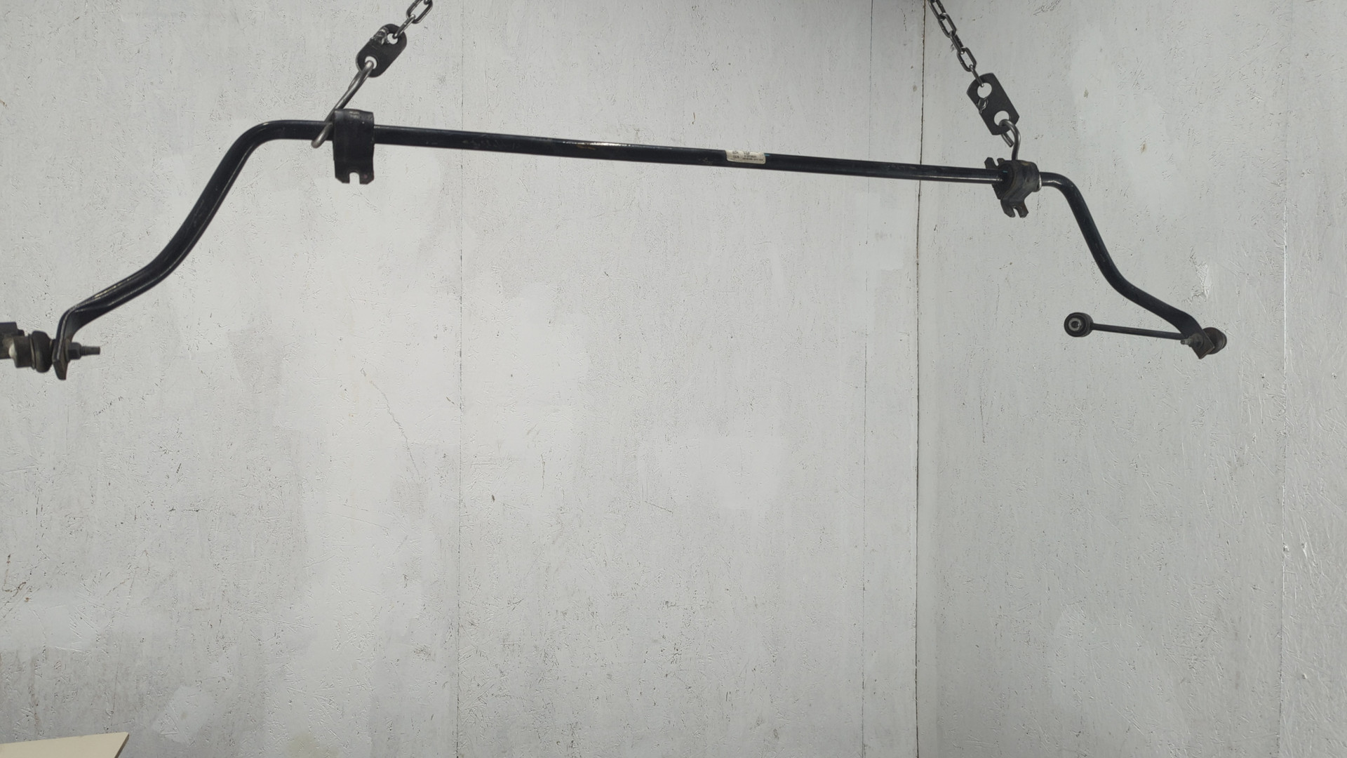 Стабилизатор передний