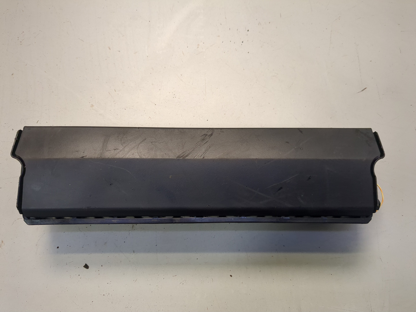 Подушка безопасности нижняя (для колен)