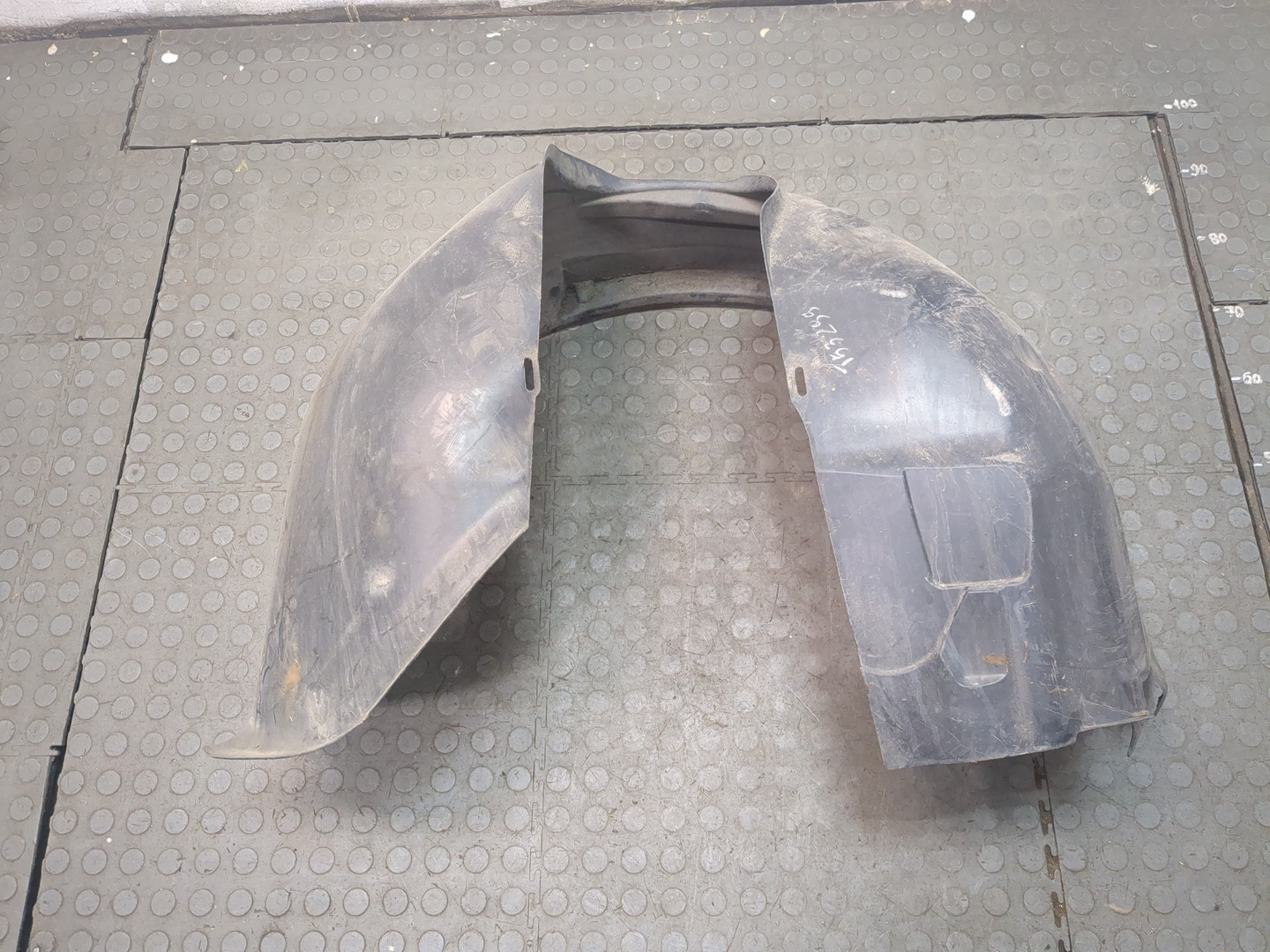 Локер передний левый