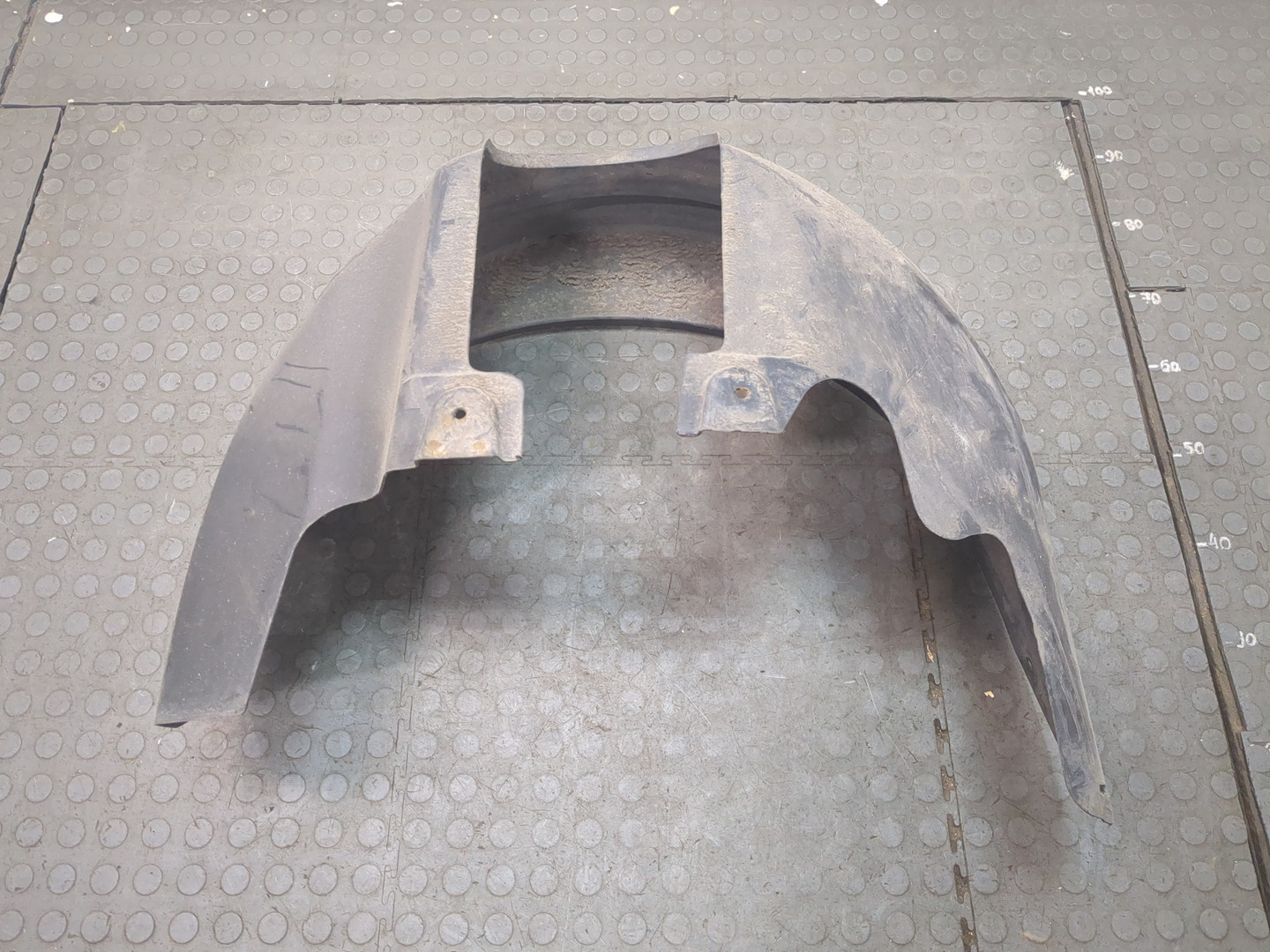 Локер передний левый