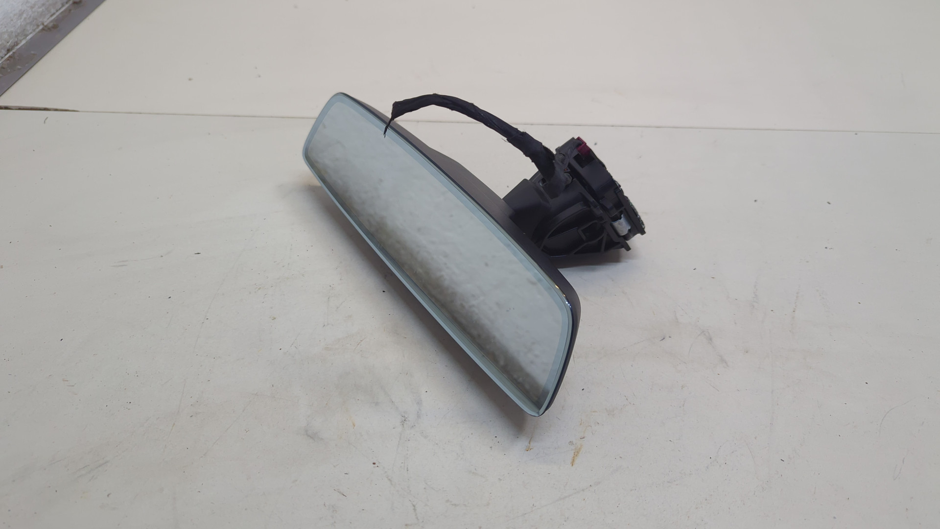 Зеркало заднего вида