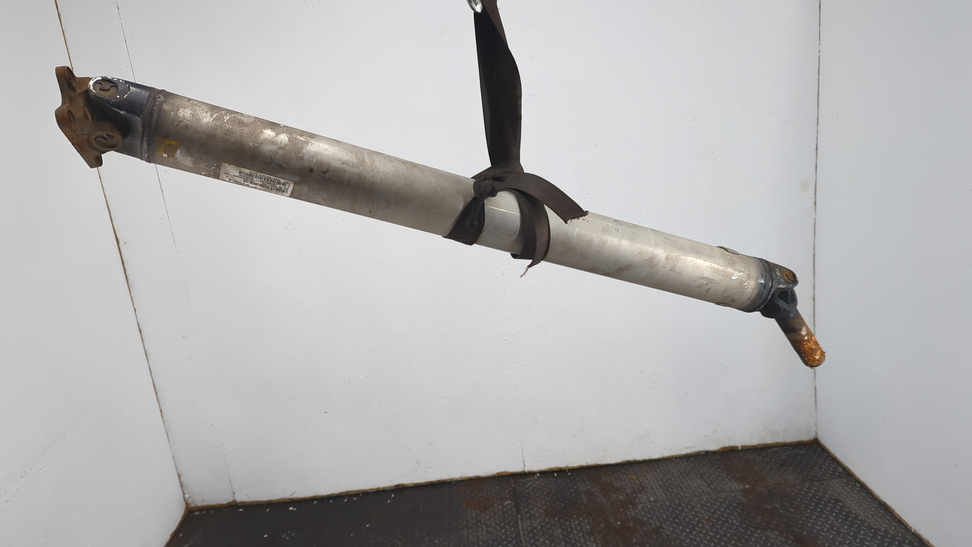 Вал карданный задний