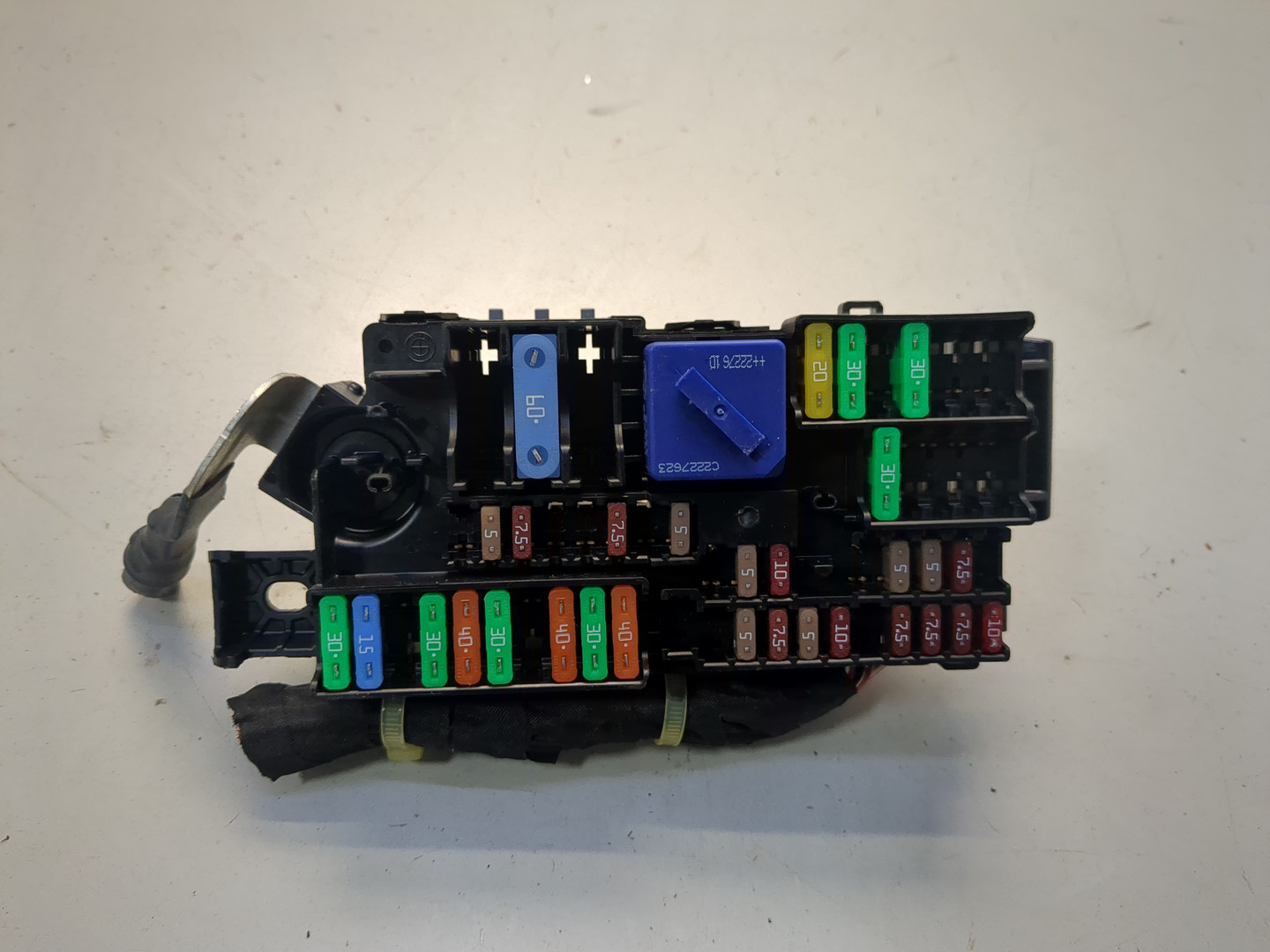 Блок предохранителей