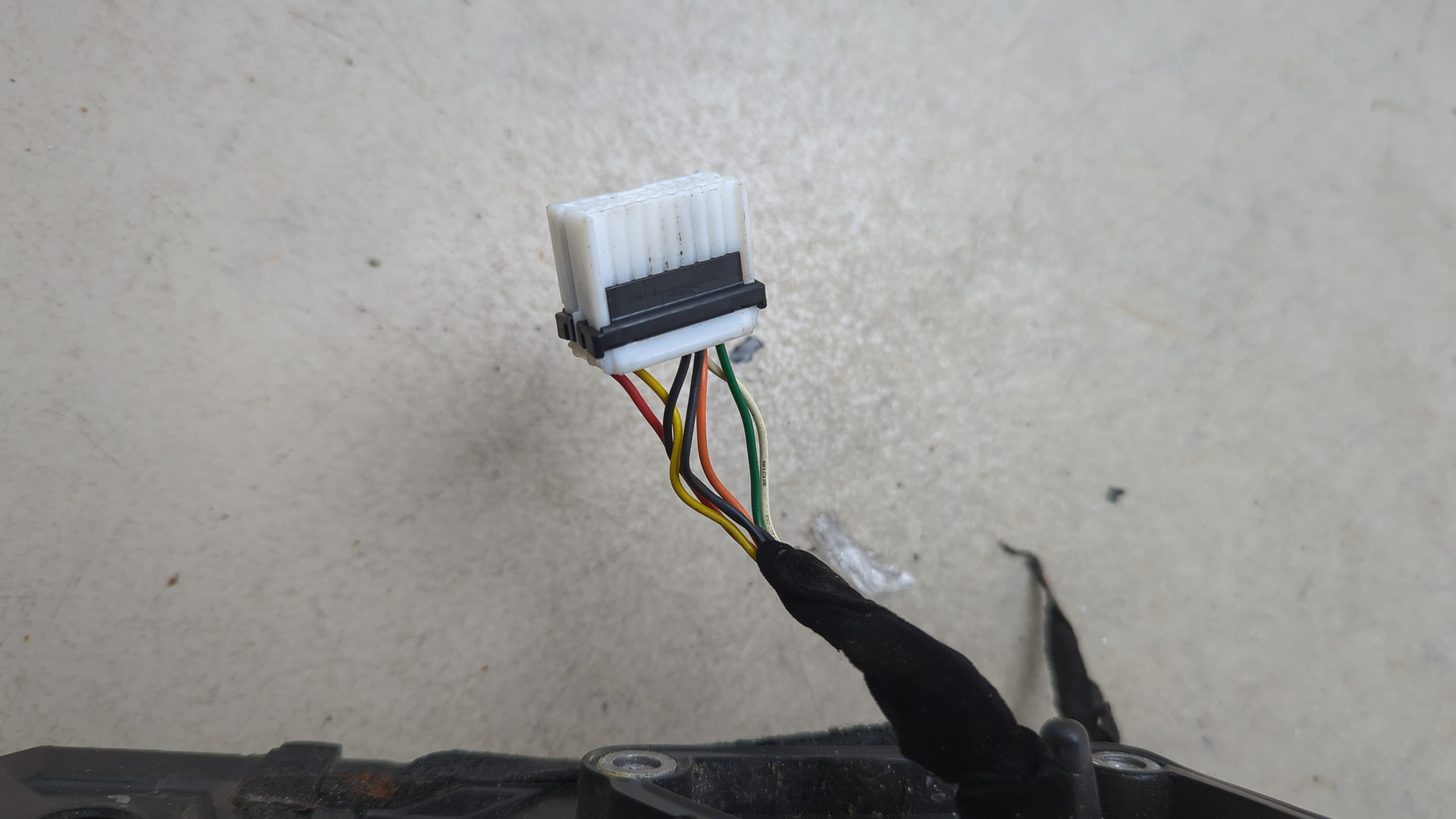 Зеркало левое электрическое