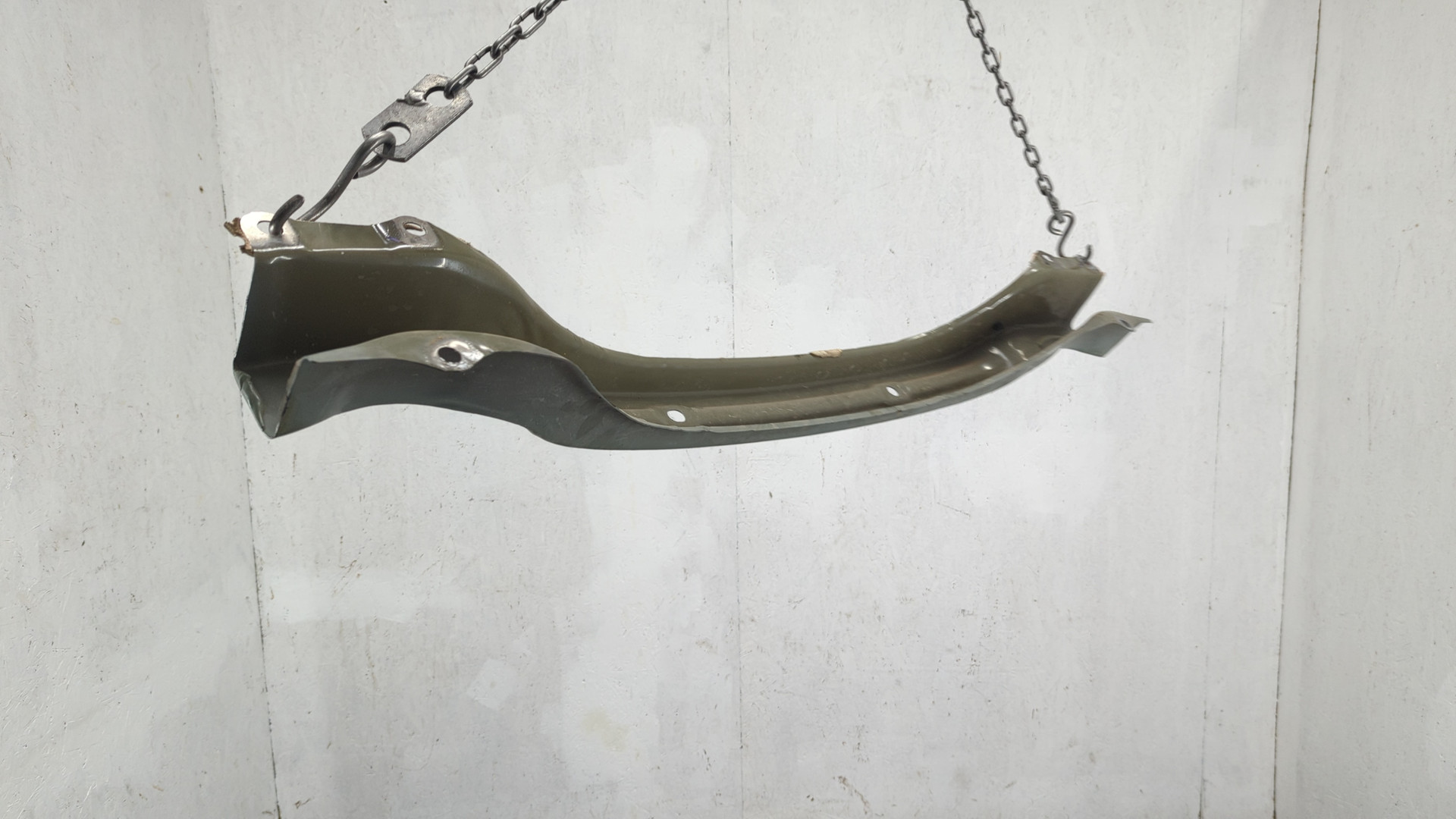 Усилитель заднего бампера