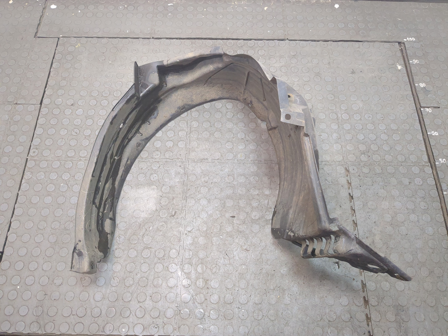 Локер передний левый