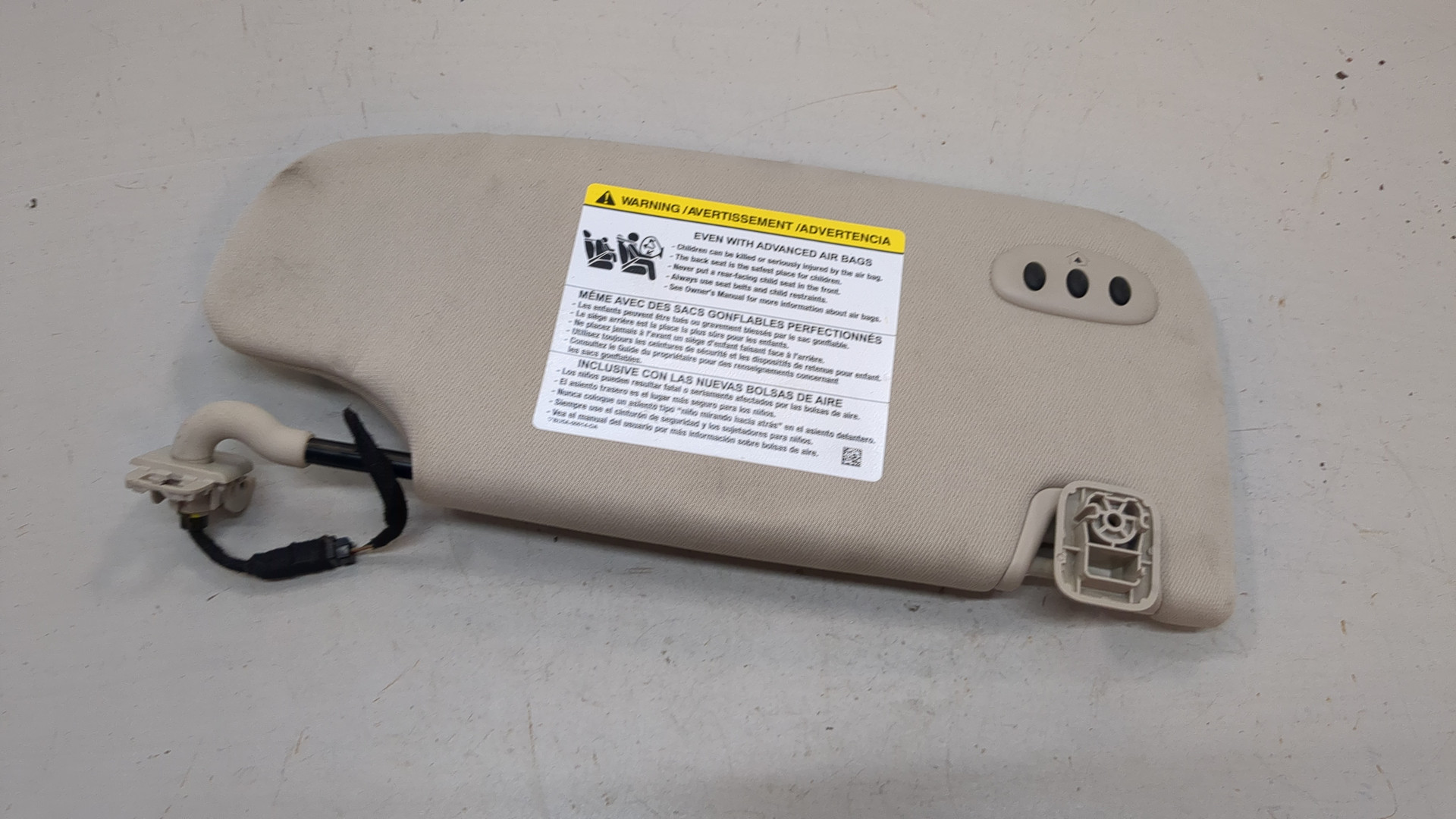 Козырек солнцезащитный