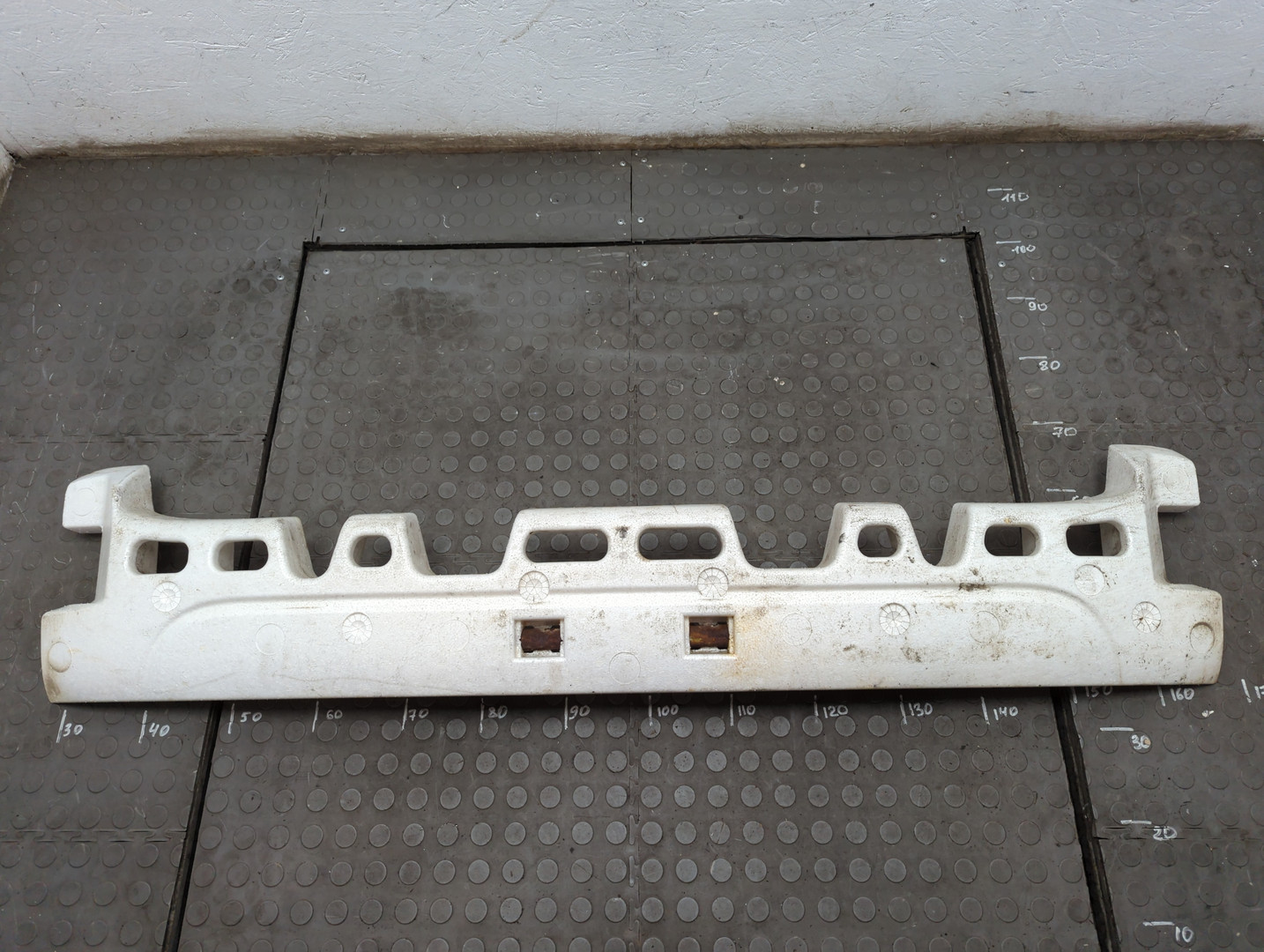 Наполнитель заднего бампера