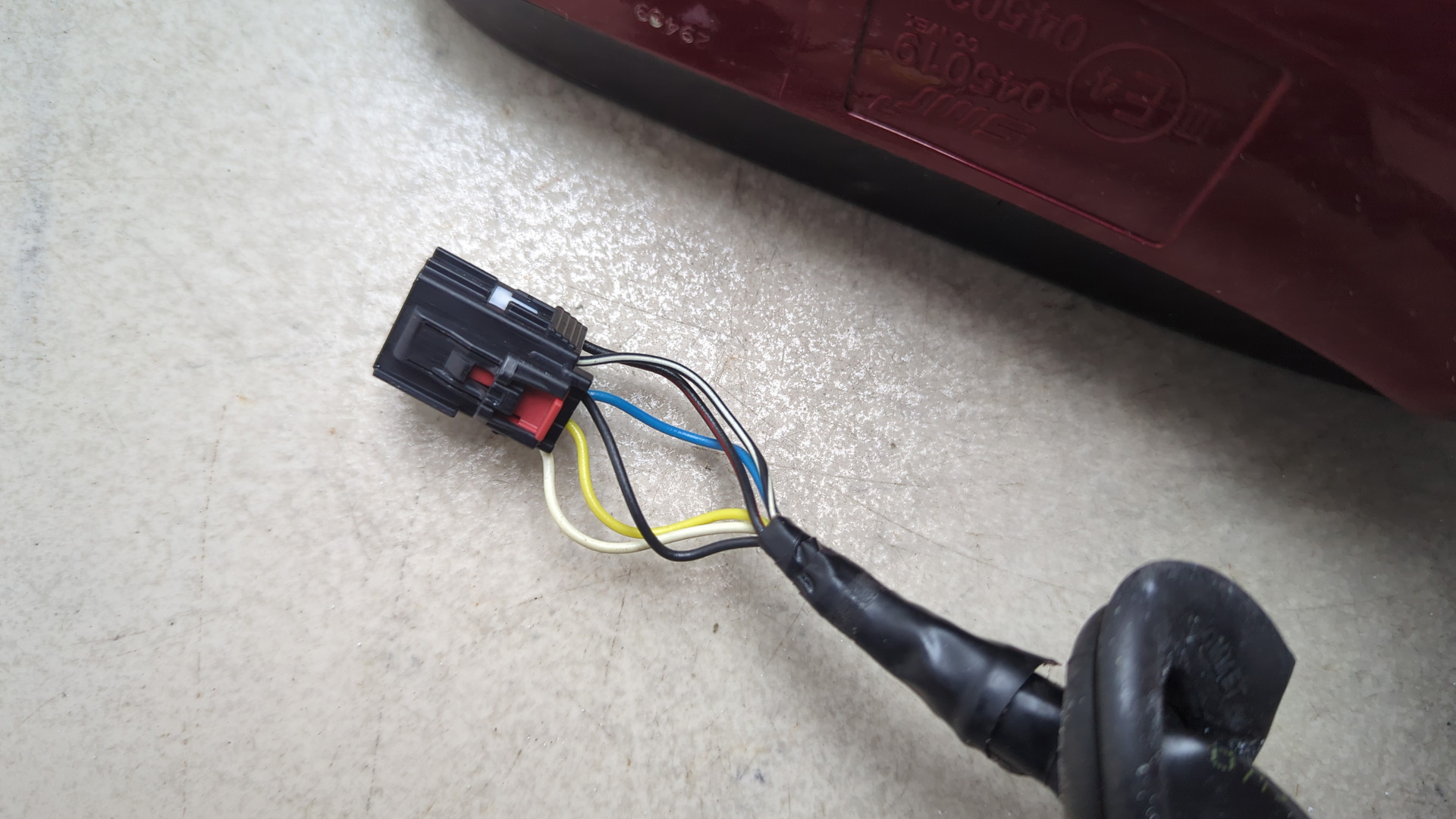 Зеркало правое электрическое