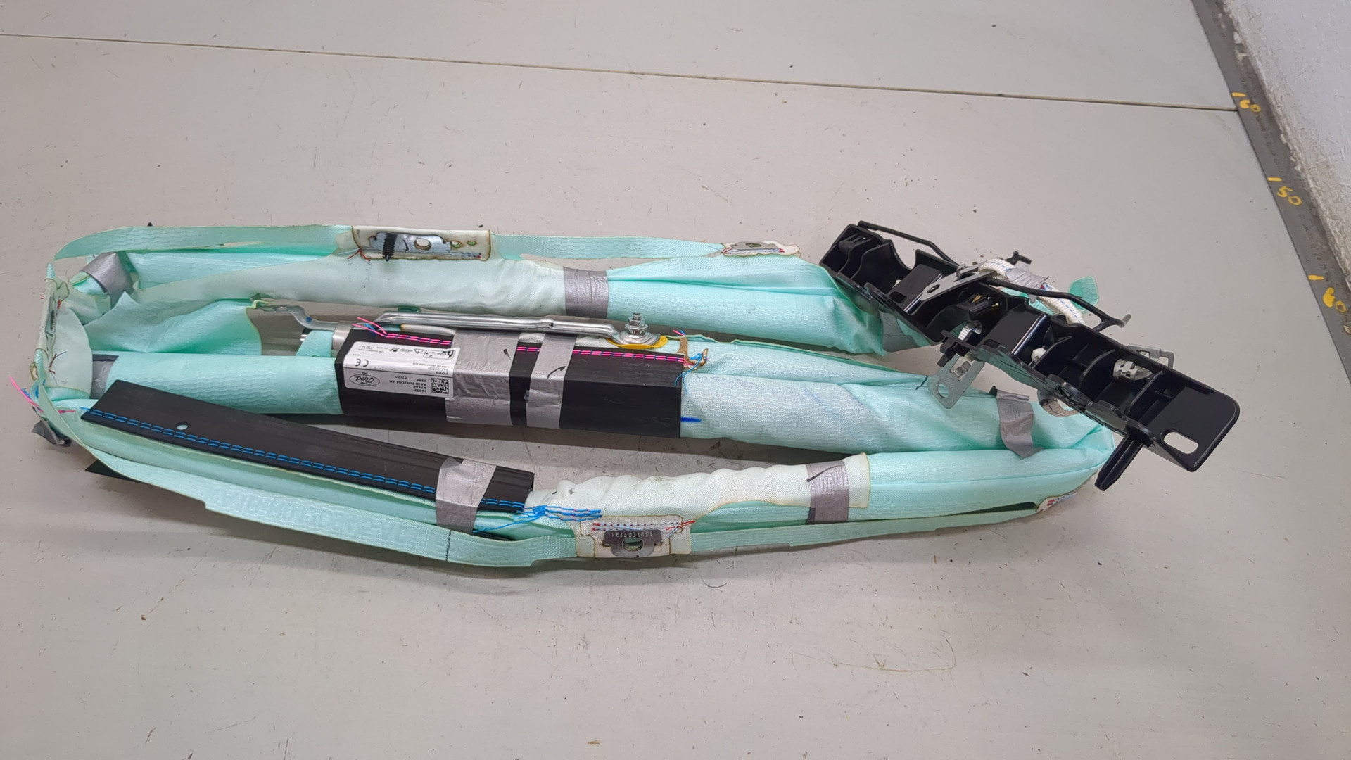 Подушка безопасности боковая (шторка)