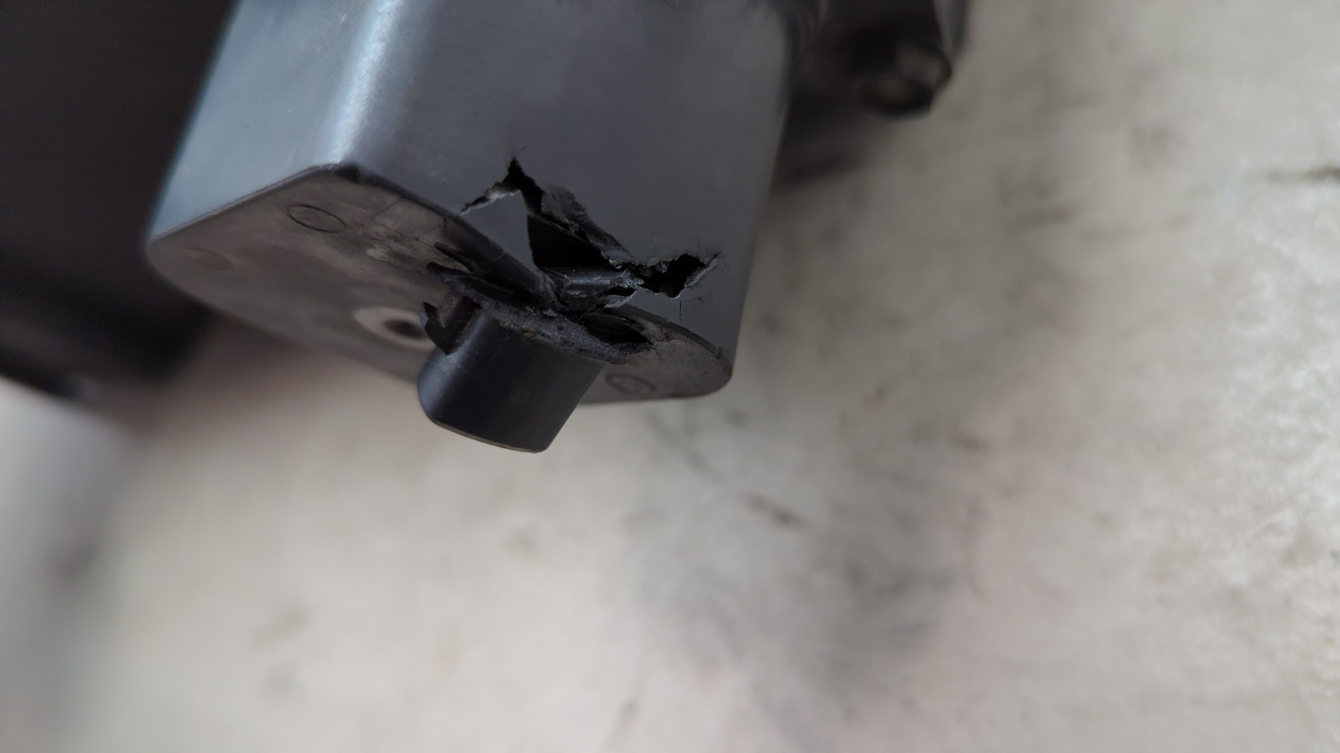 Коллектор впускной