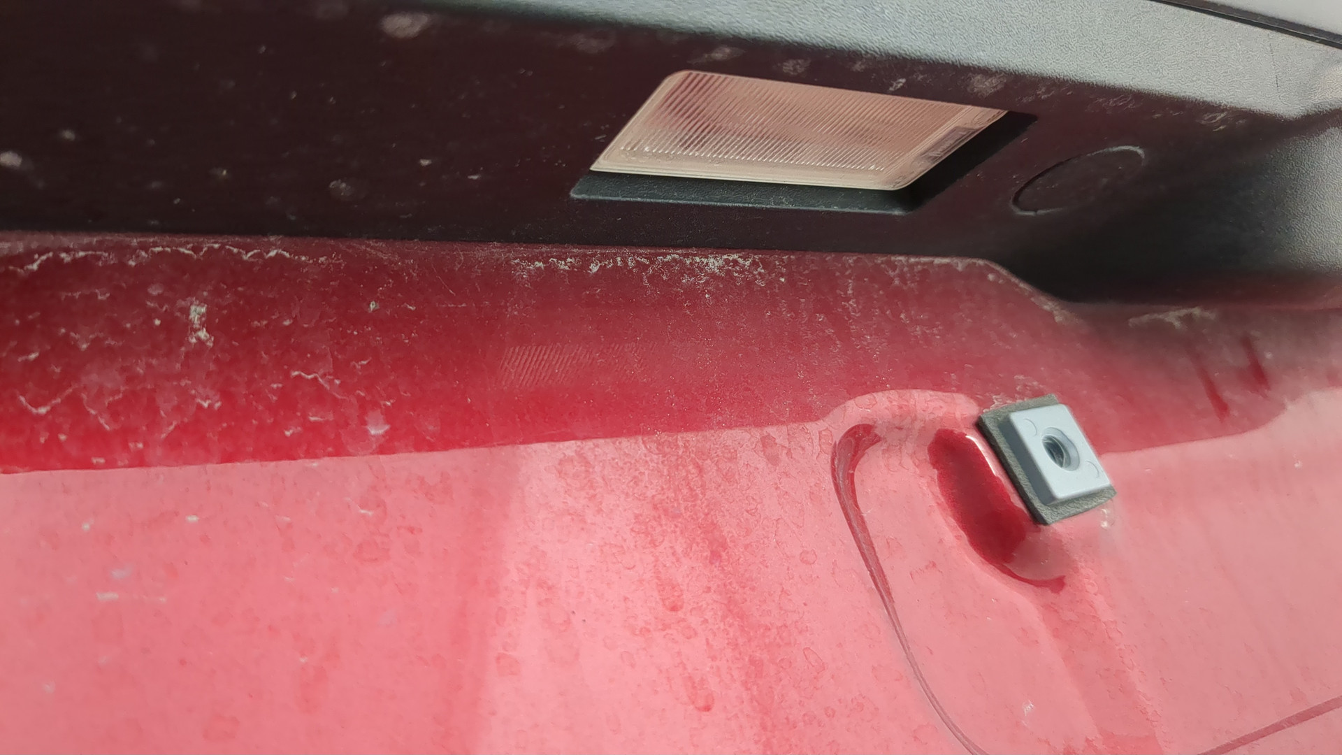 Дверь багажника