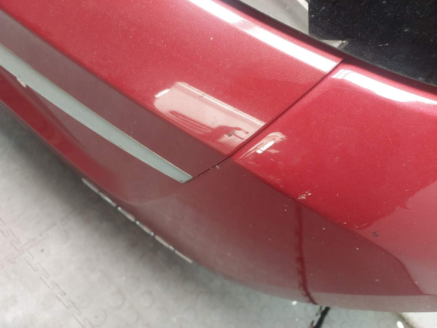 Дверь багажника