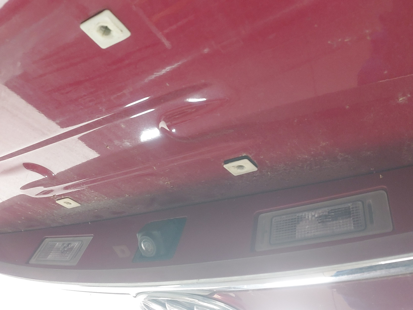 Дверь багажника