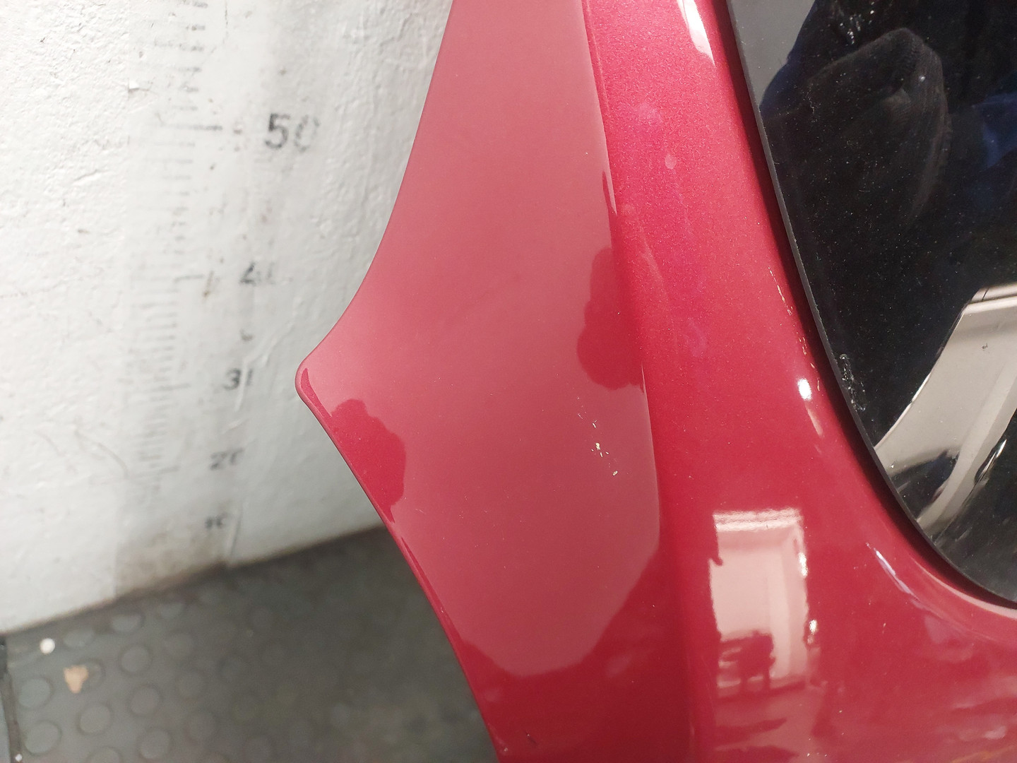 Дверь багажника