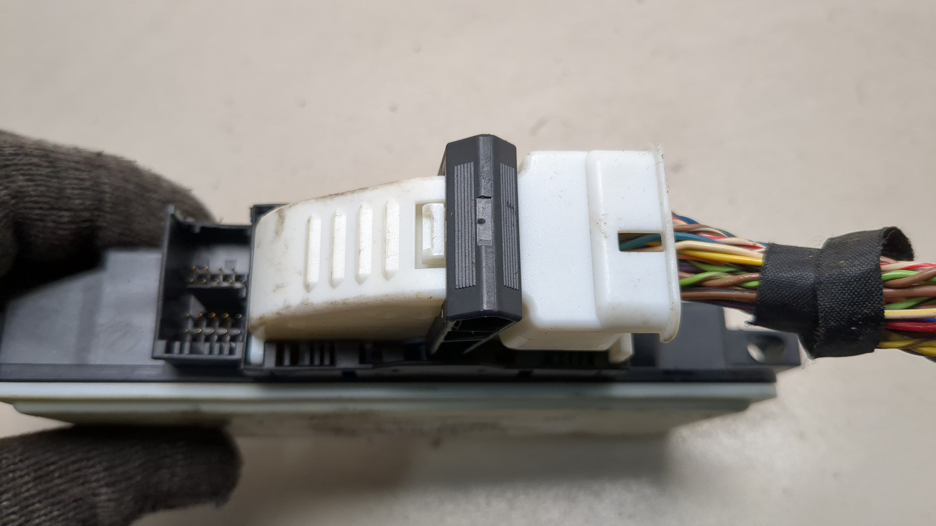 Блок управления подушек безопасности (AIR BAG)