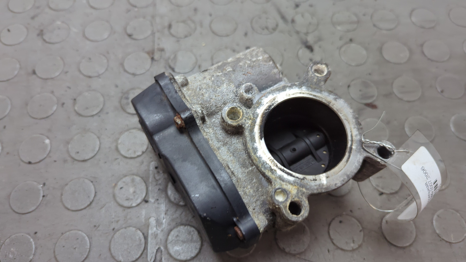 Заслонка дроссельная электрическая