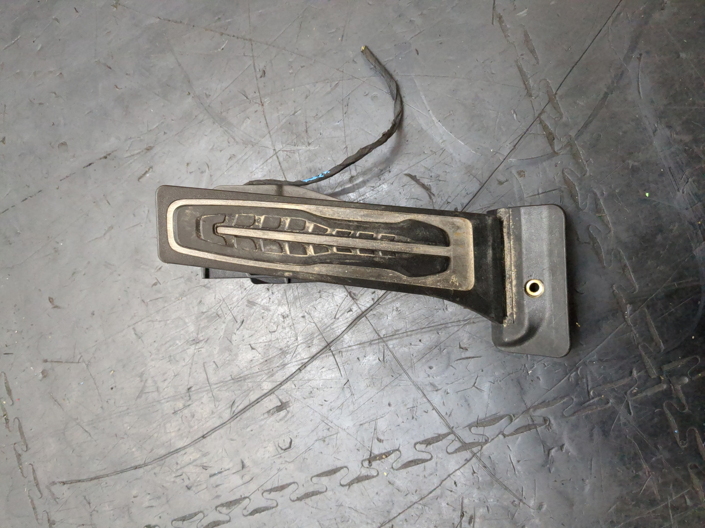 Педаль газа