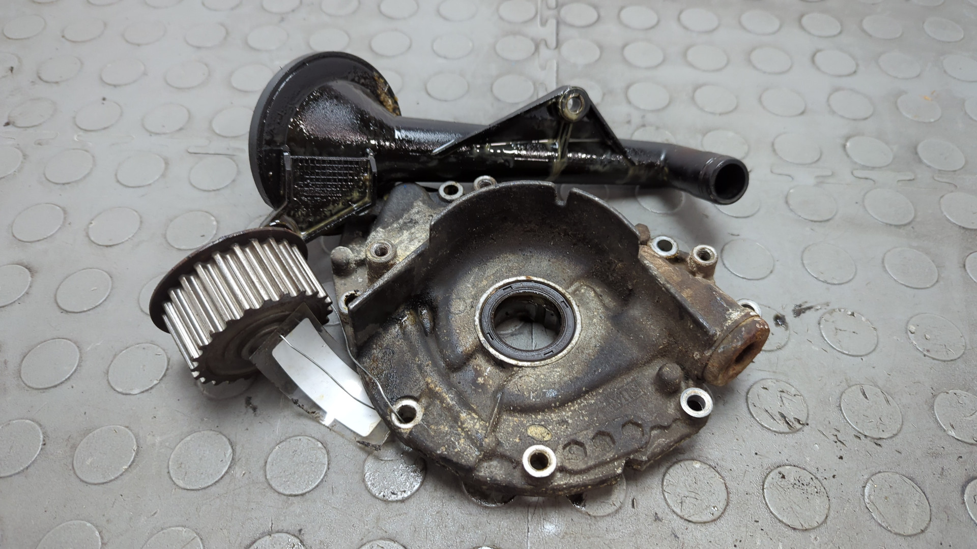 Насос масляный