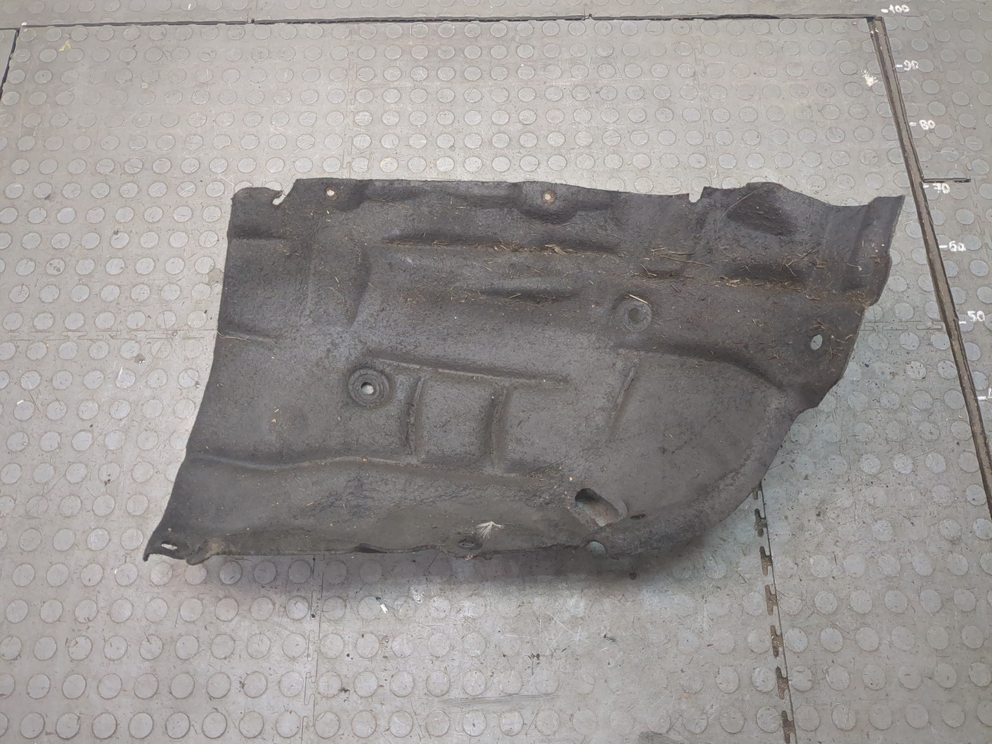 Локер передний левый