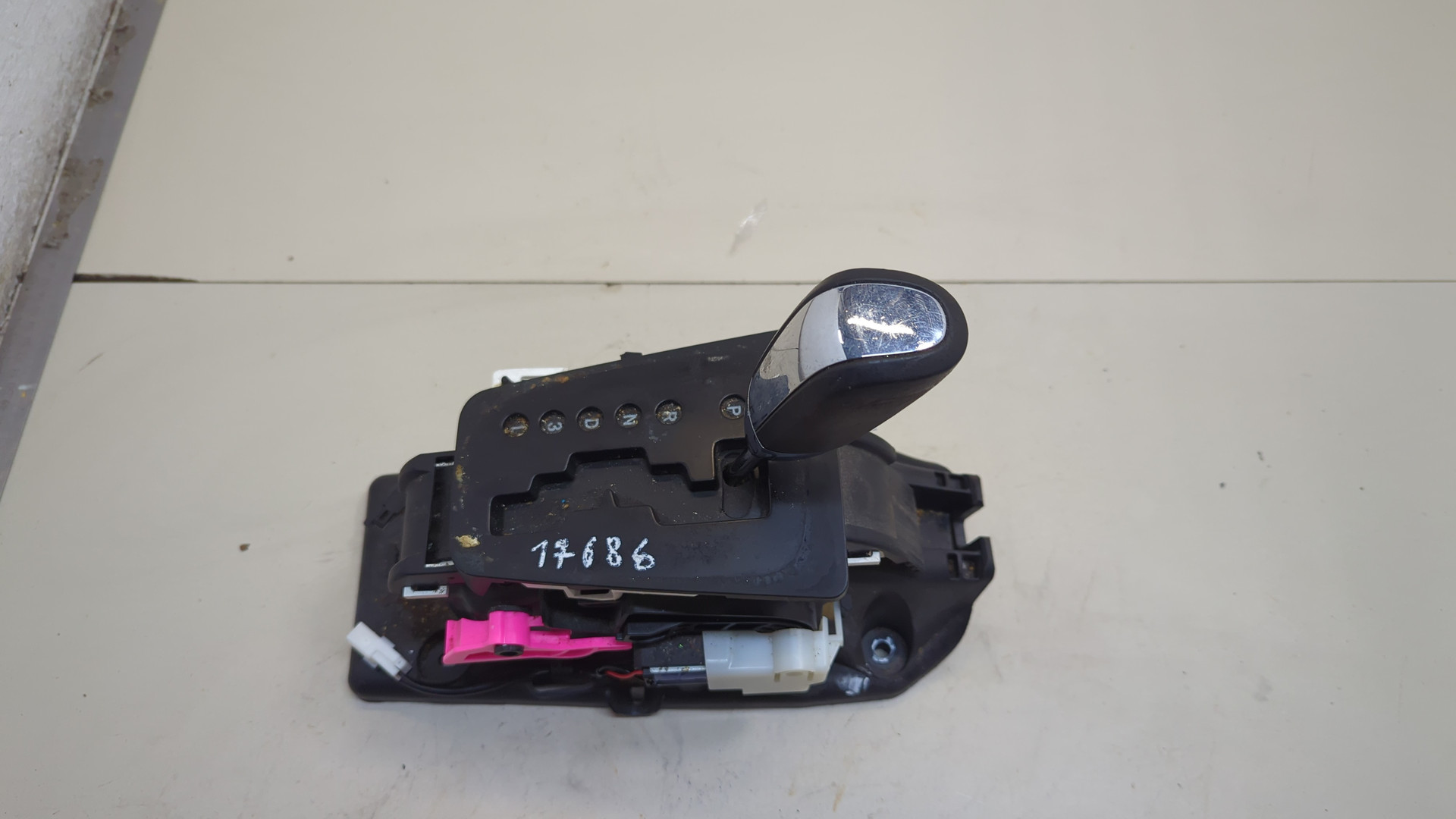 Кулиса МКПП / АКПП