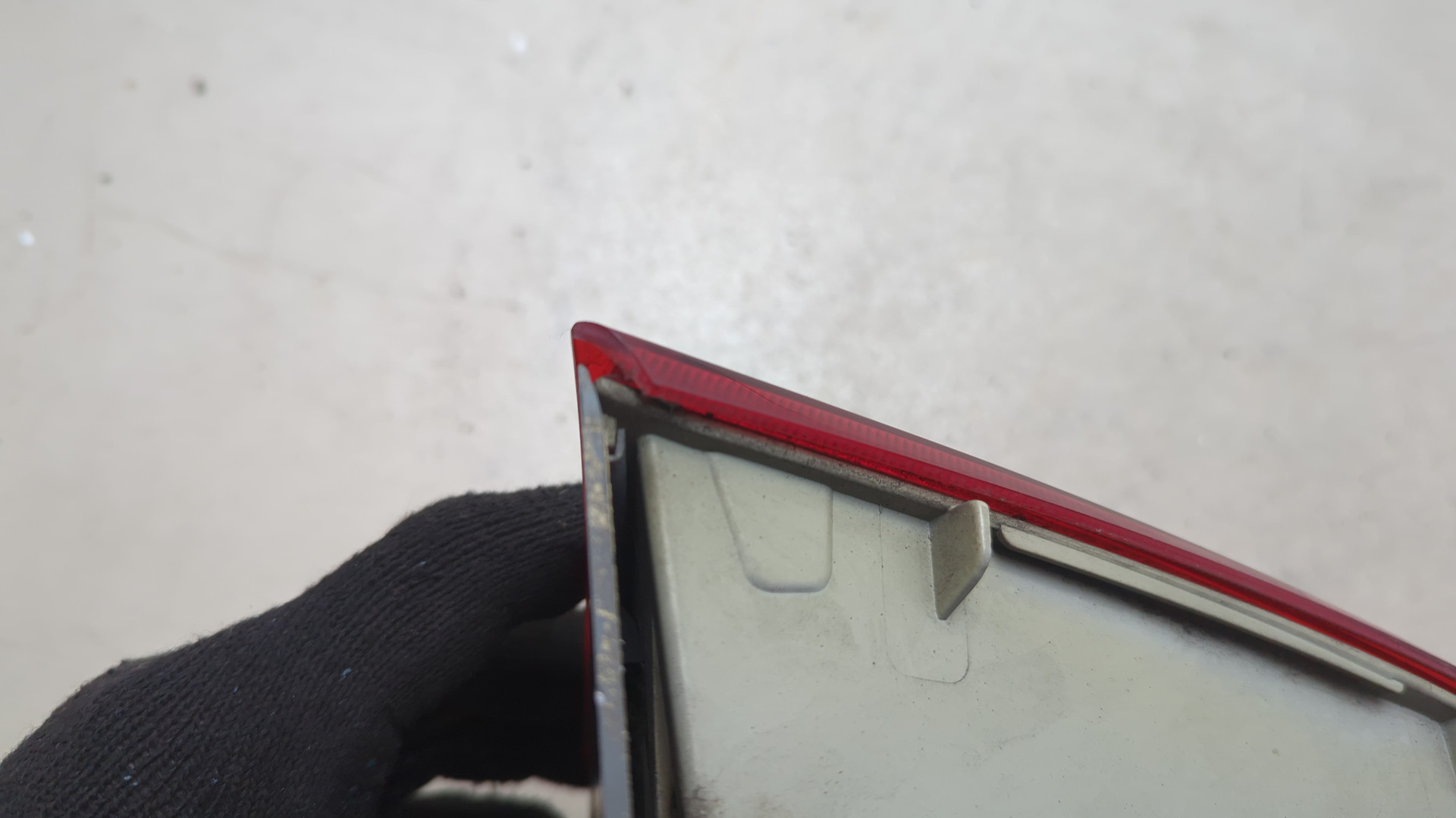 Фонарь задний правый