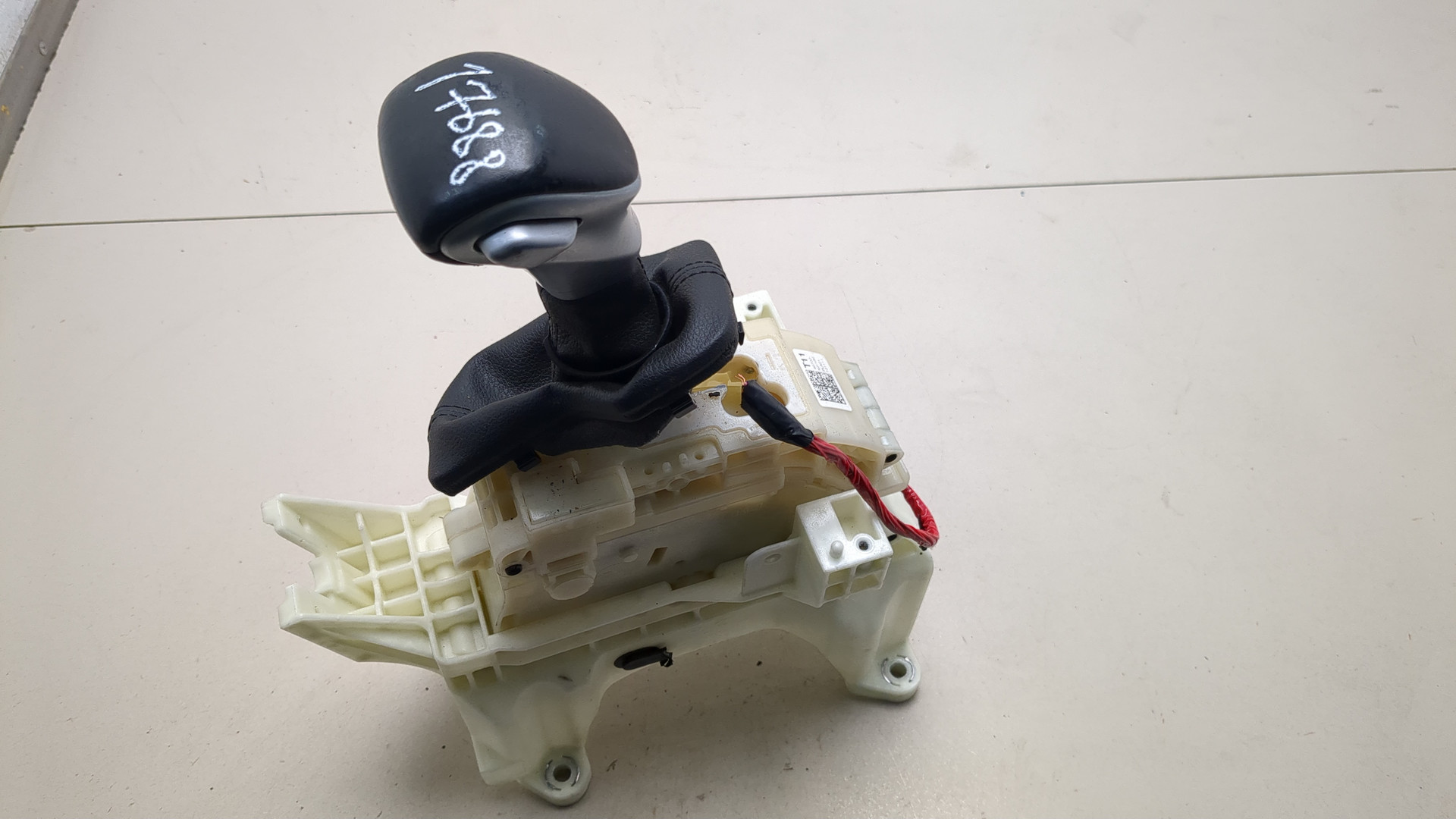 Кулиса МКПП / АКПП