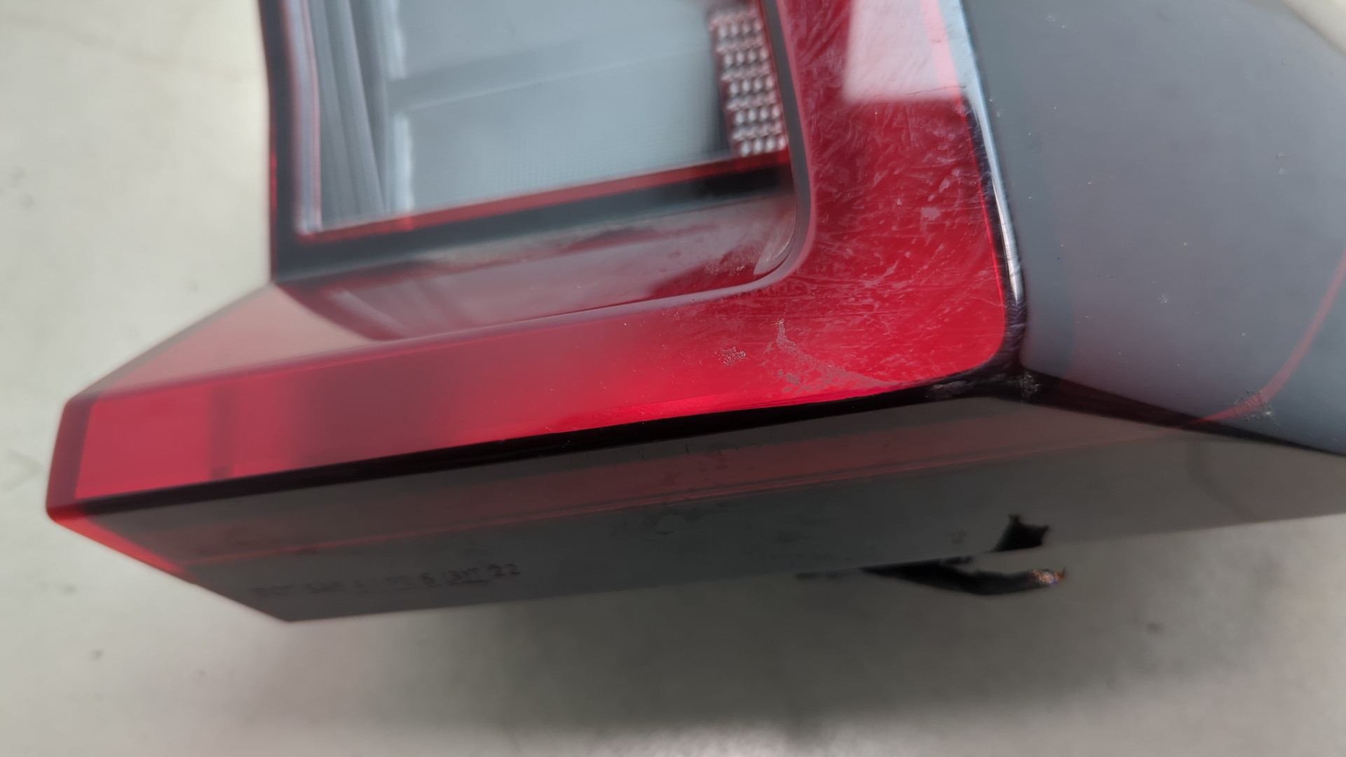 Фонарь задний правый