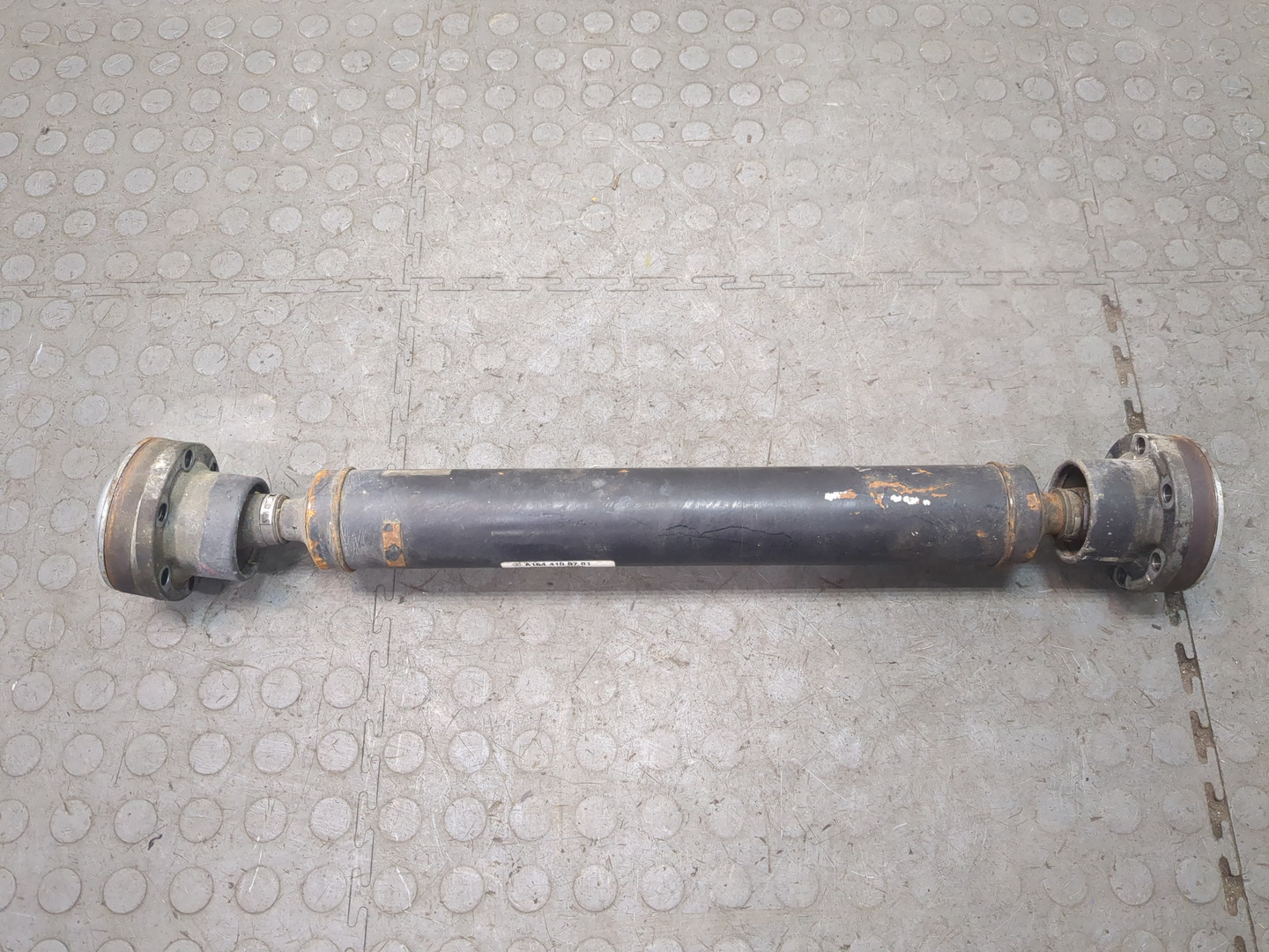 Вал карданный передний