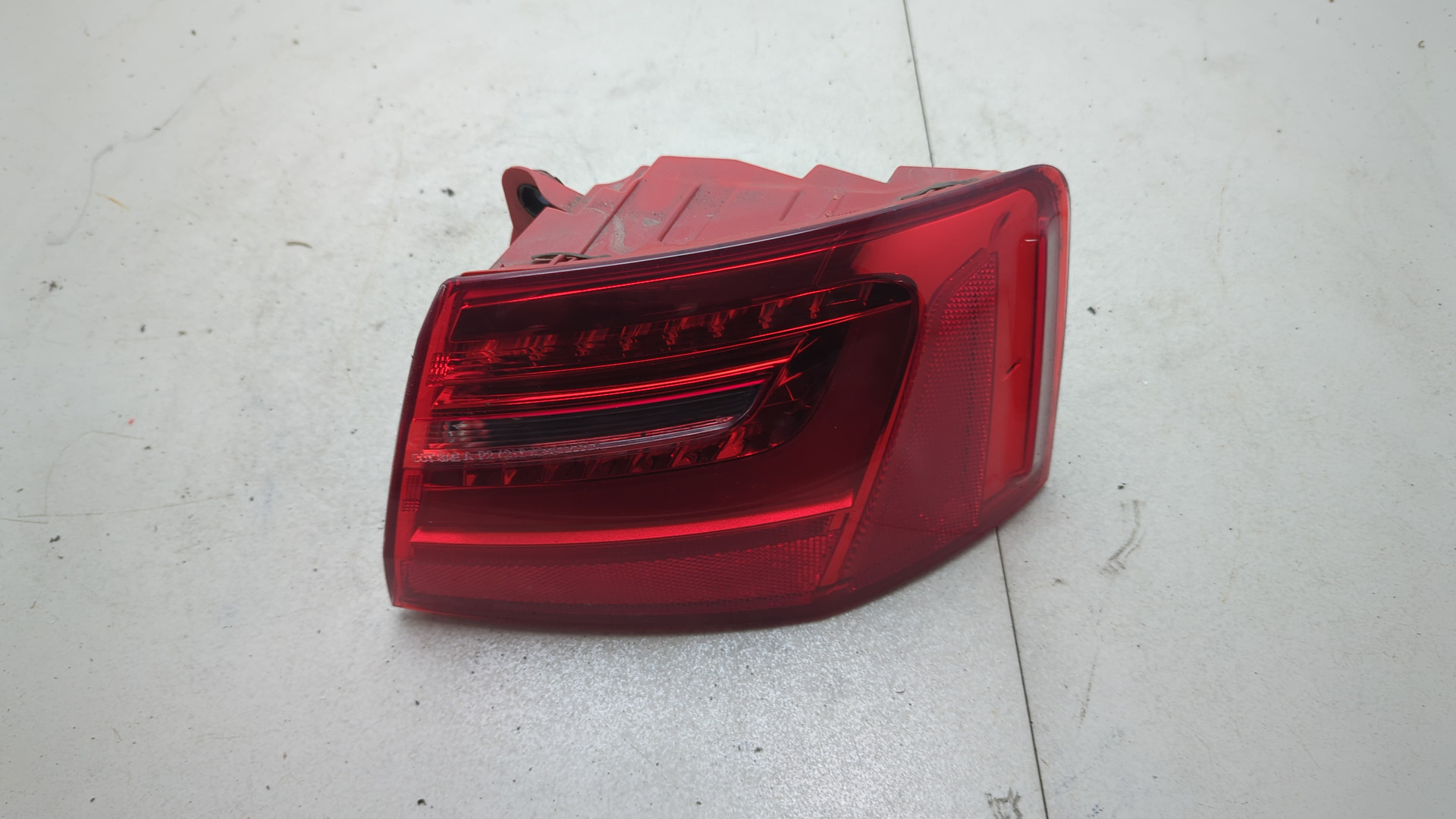 Фонарь задний правый