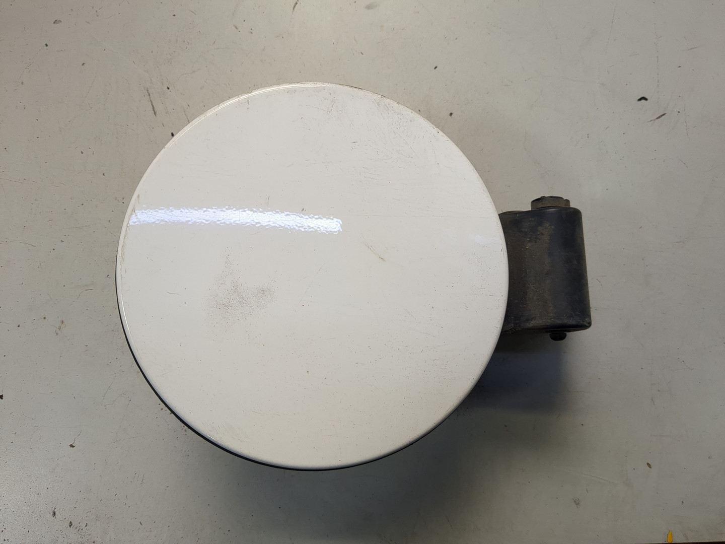 Лючок бензобака