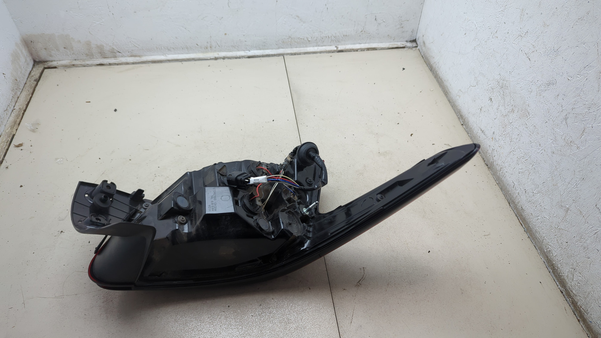 Фонарь задний правый