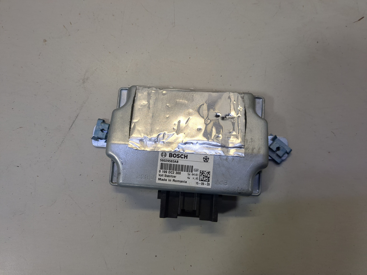 Преобразователь напряжения (адаптер)