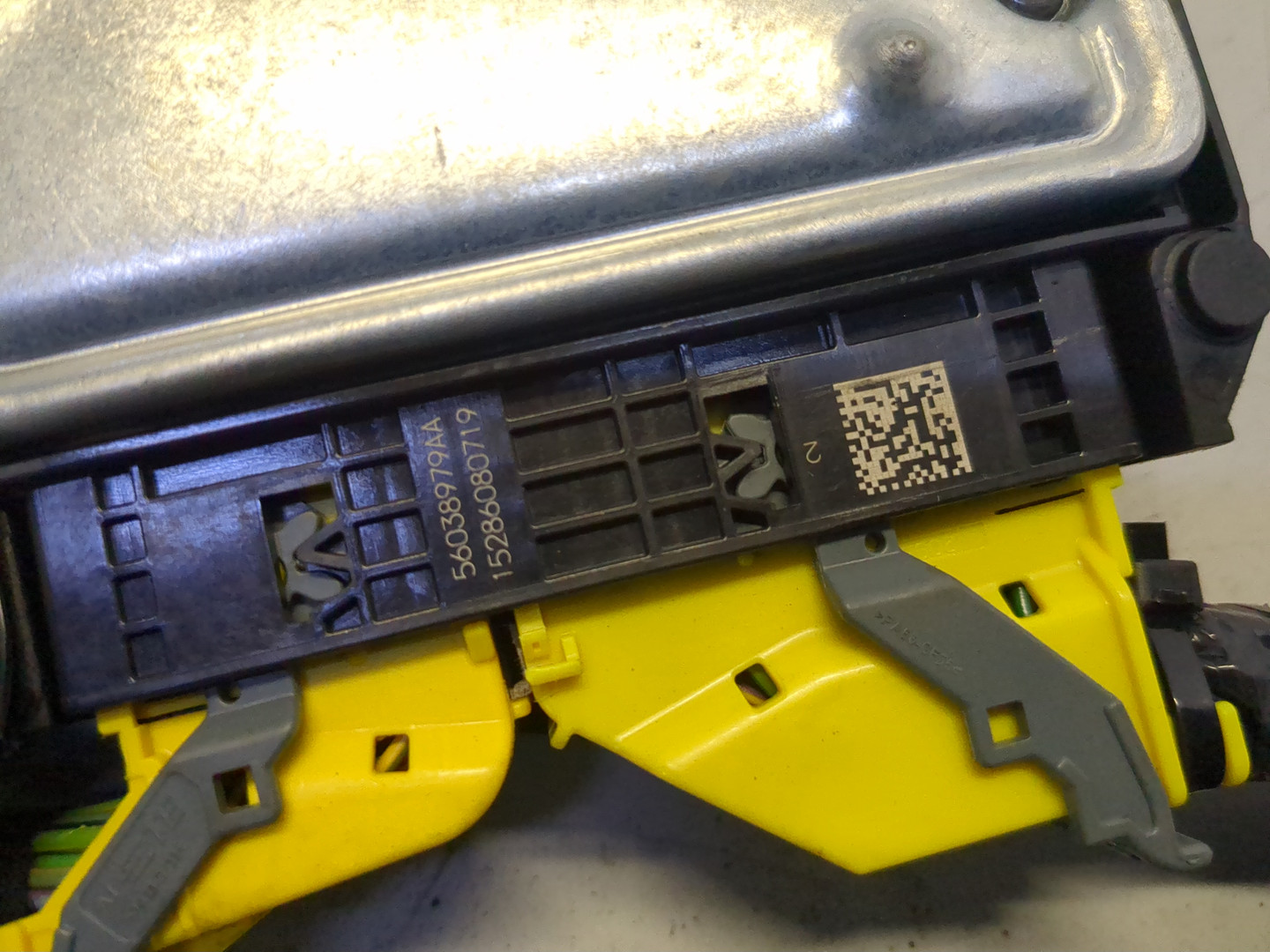 Блок управления подушек безопасности (AIR BAG)