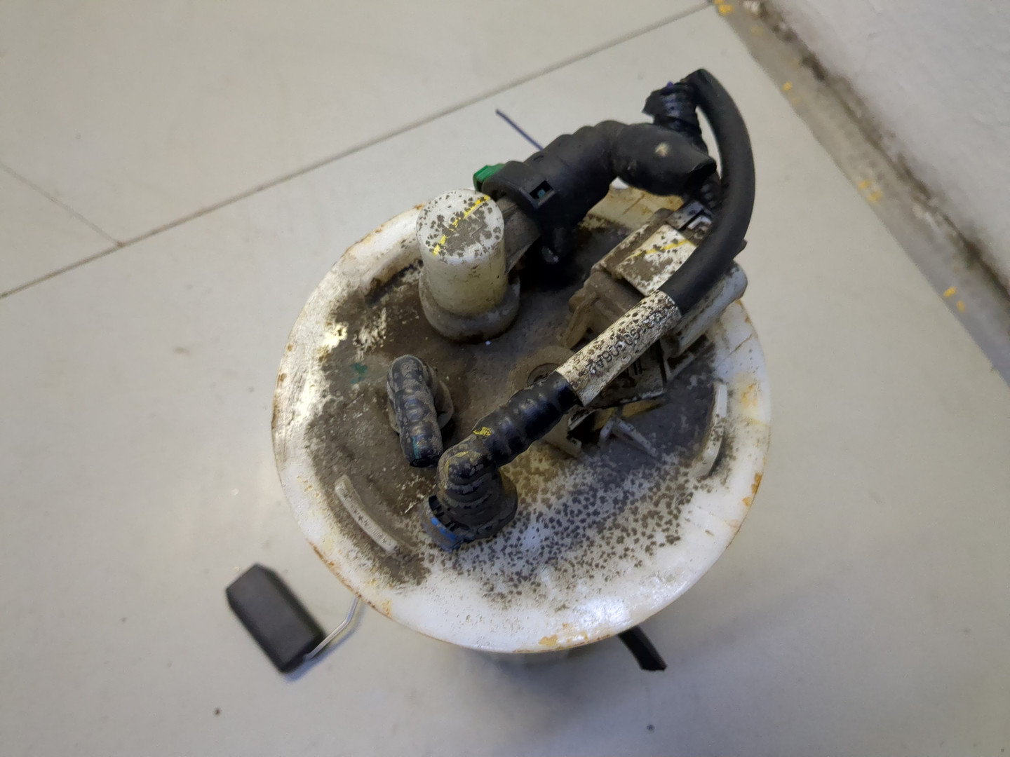 Насос топливный электрический