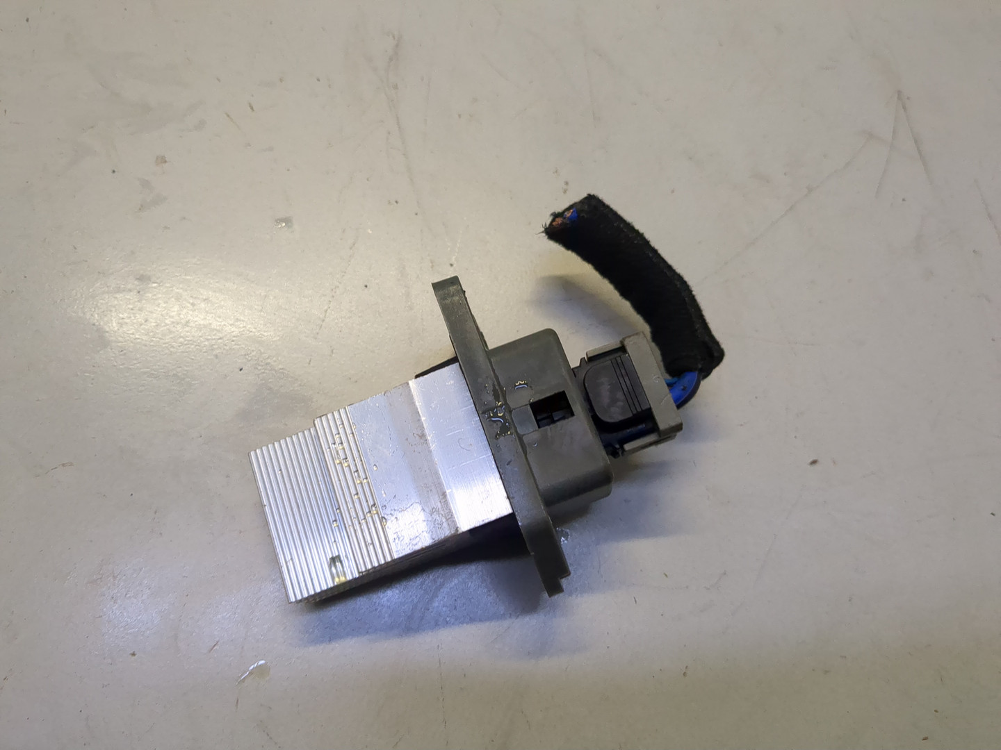 Резистор отопителя