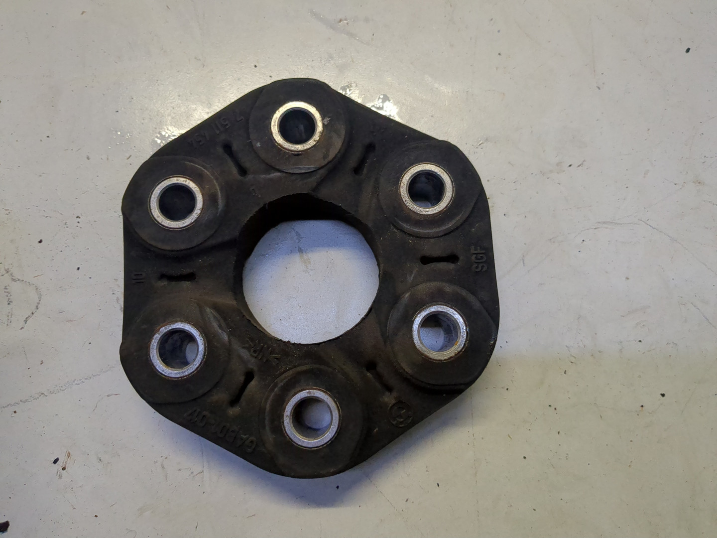 Муфта эластичная карданного вала