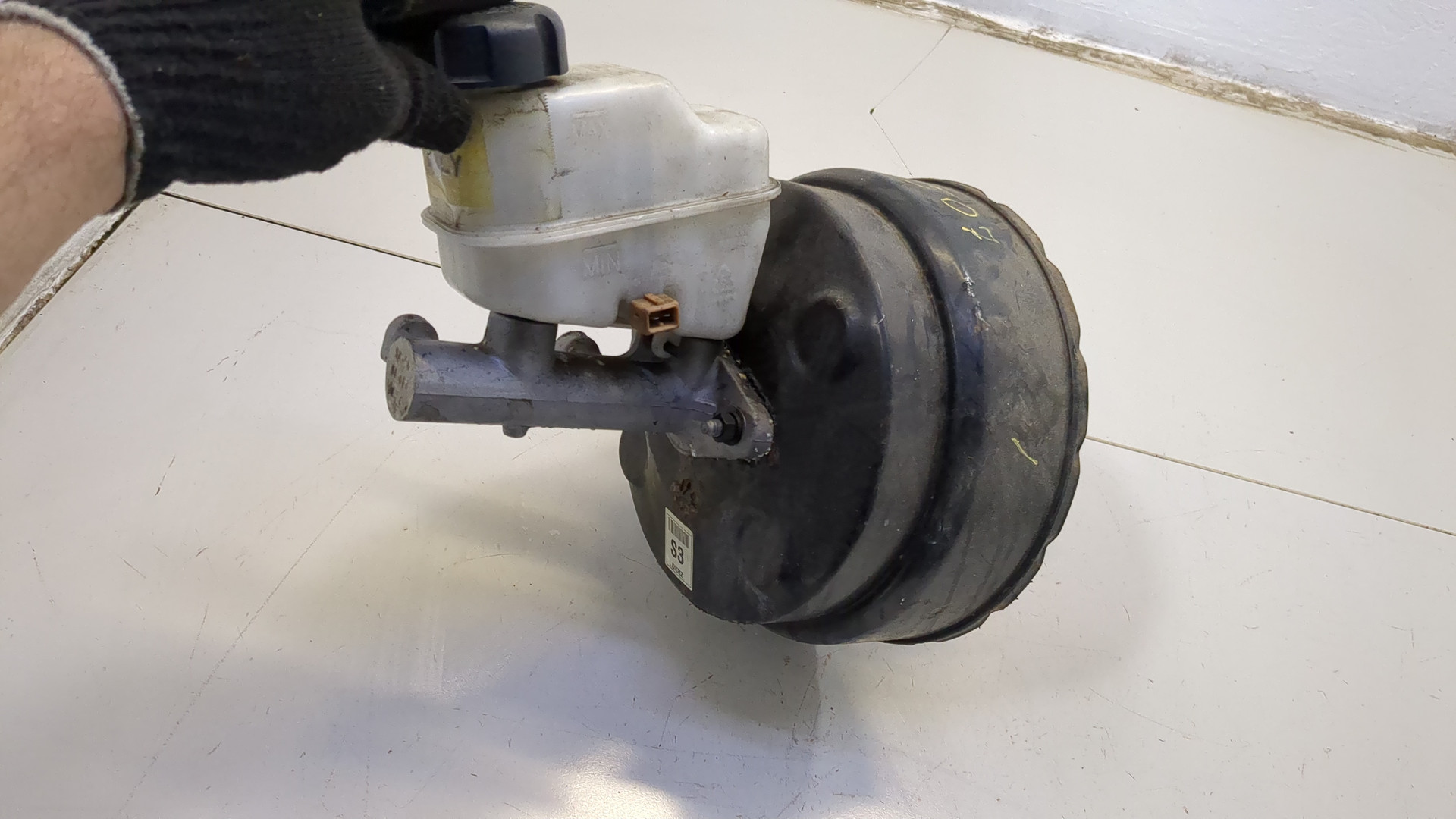 Цилиндр тормозной главный