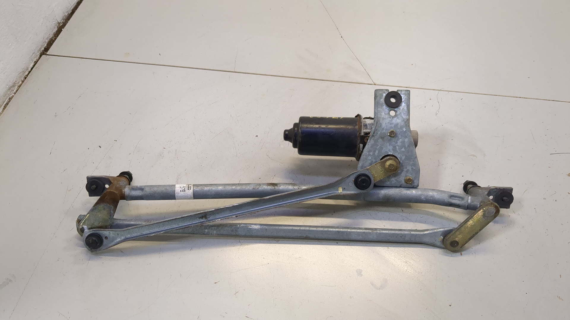 Трапеция стеклоочистителей