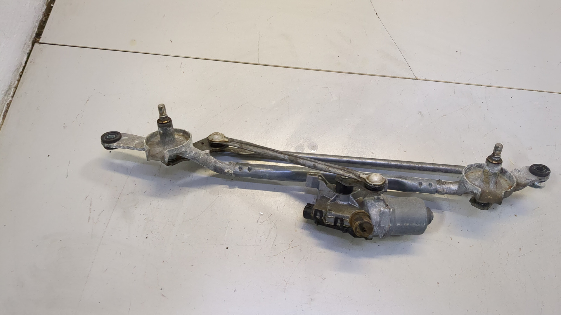 Трапеция стеклоочистителей