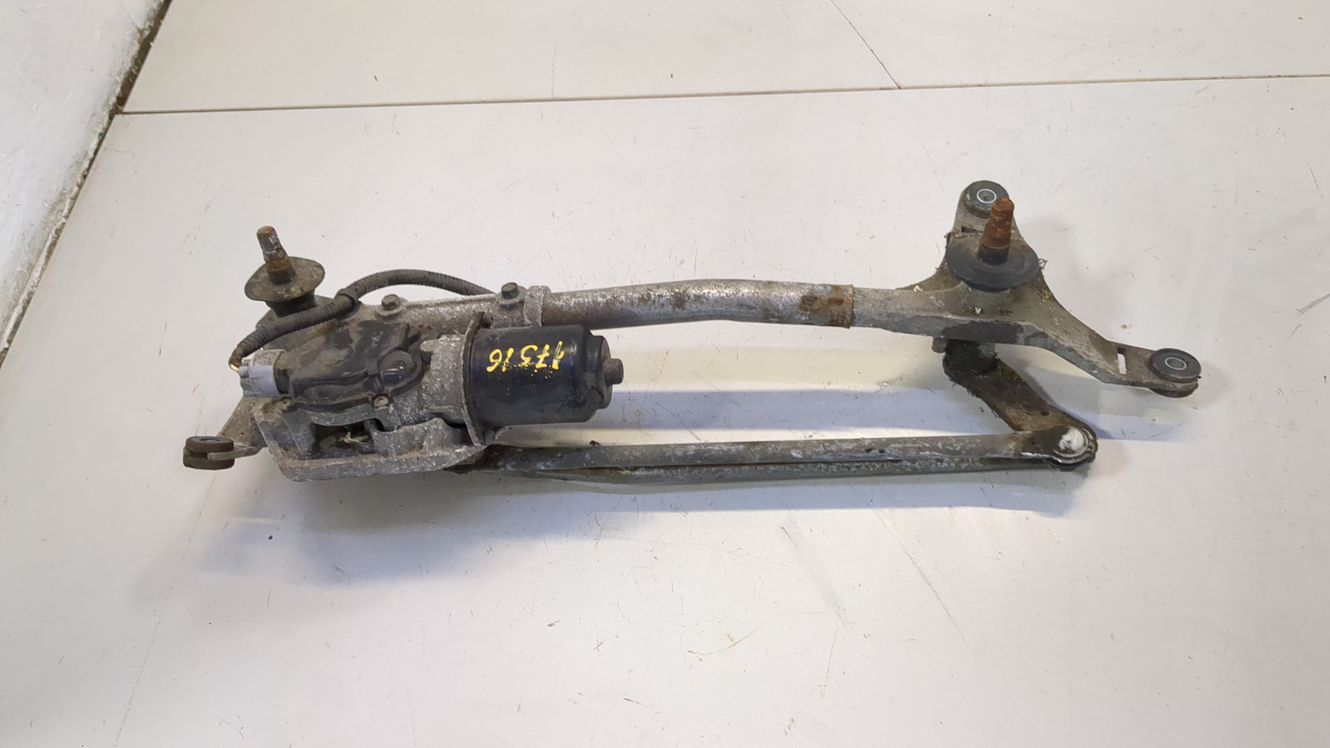 Трапеция стеклоочистителей