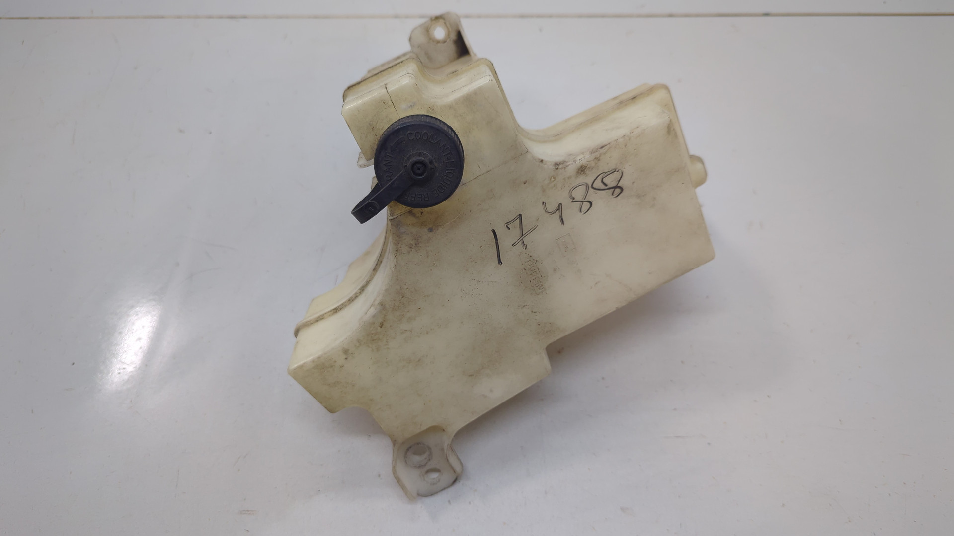 Бачок расширительный