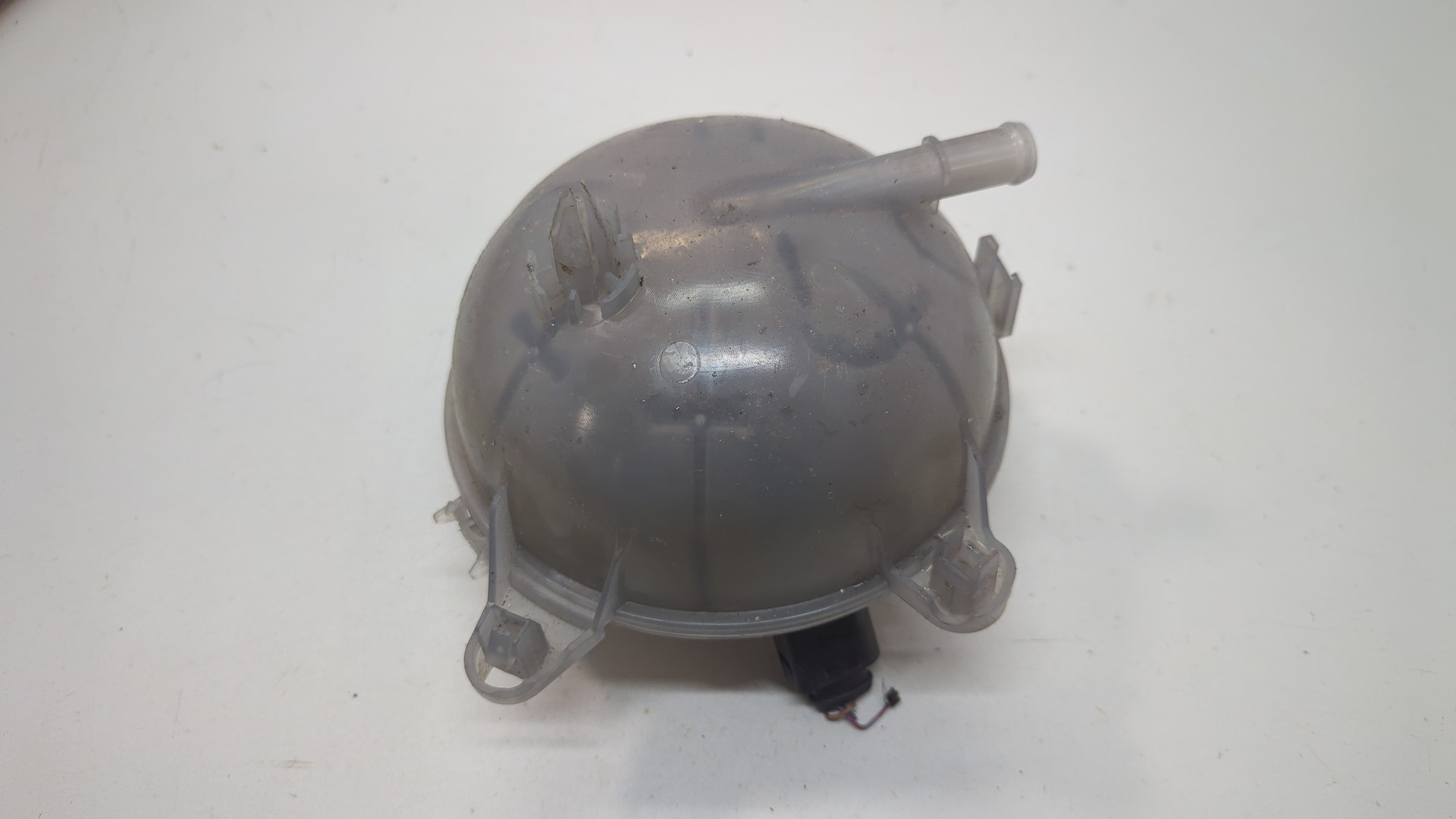 Бачок расширительный